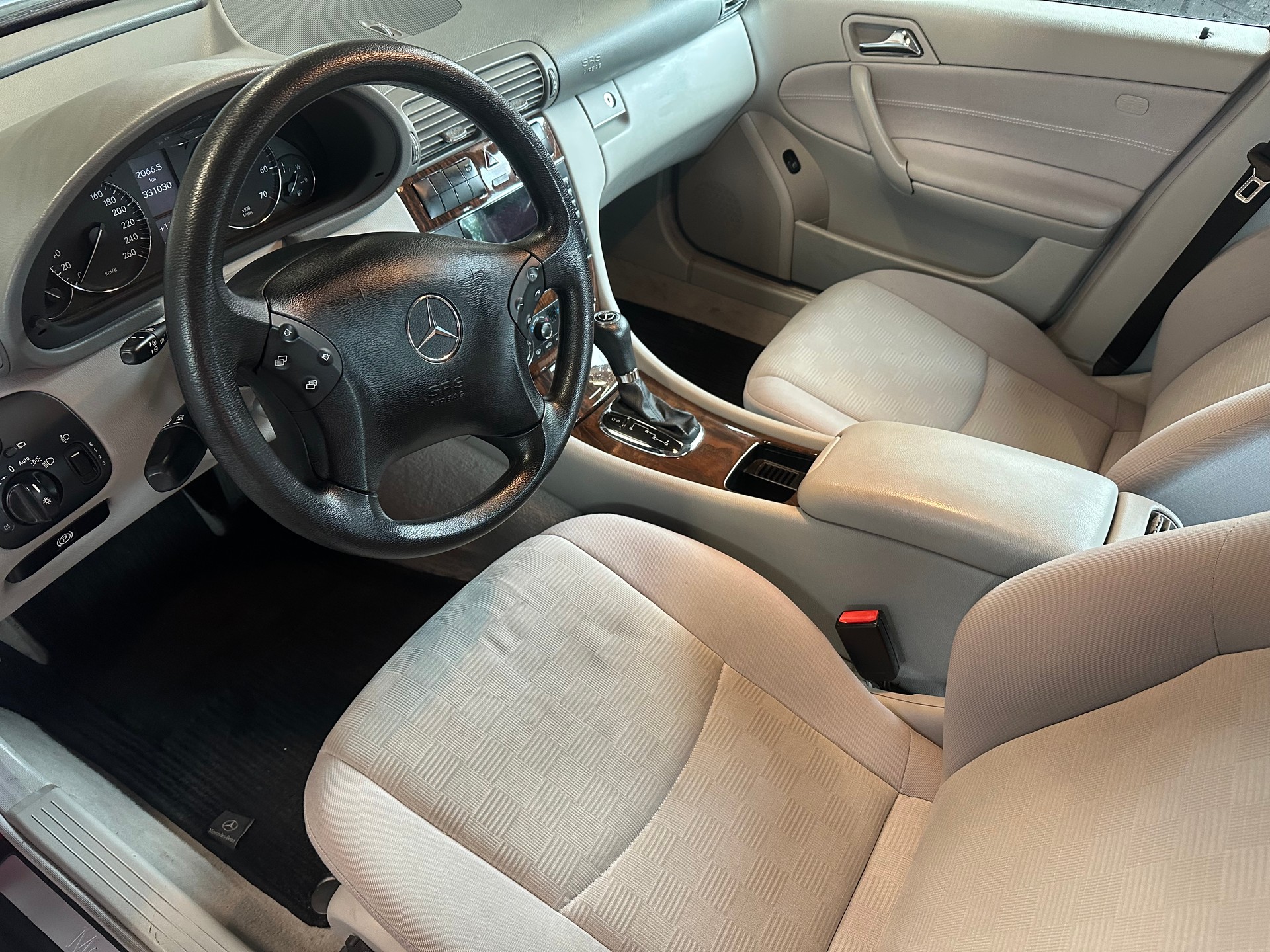 MERCEDES-BENZ C 280 Elégance-image-8