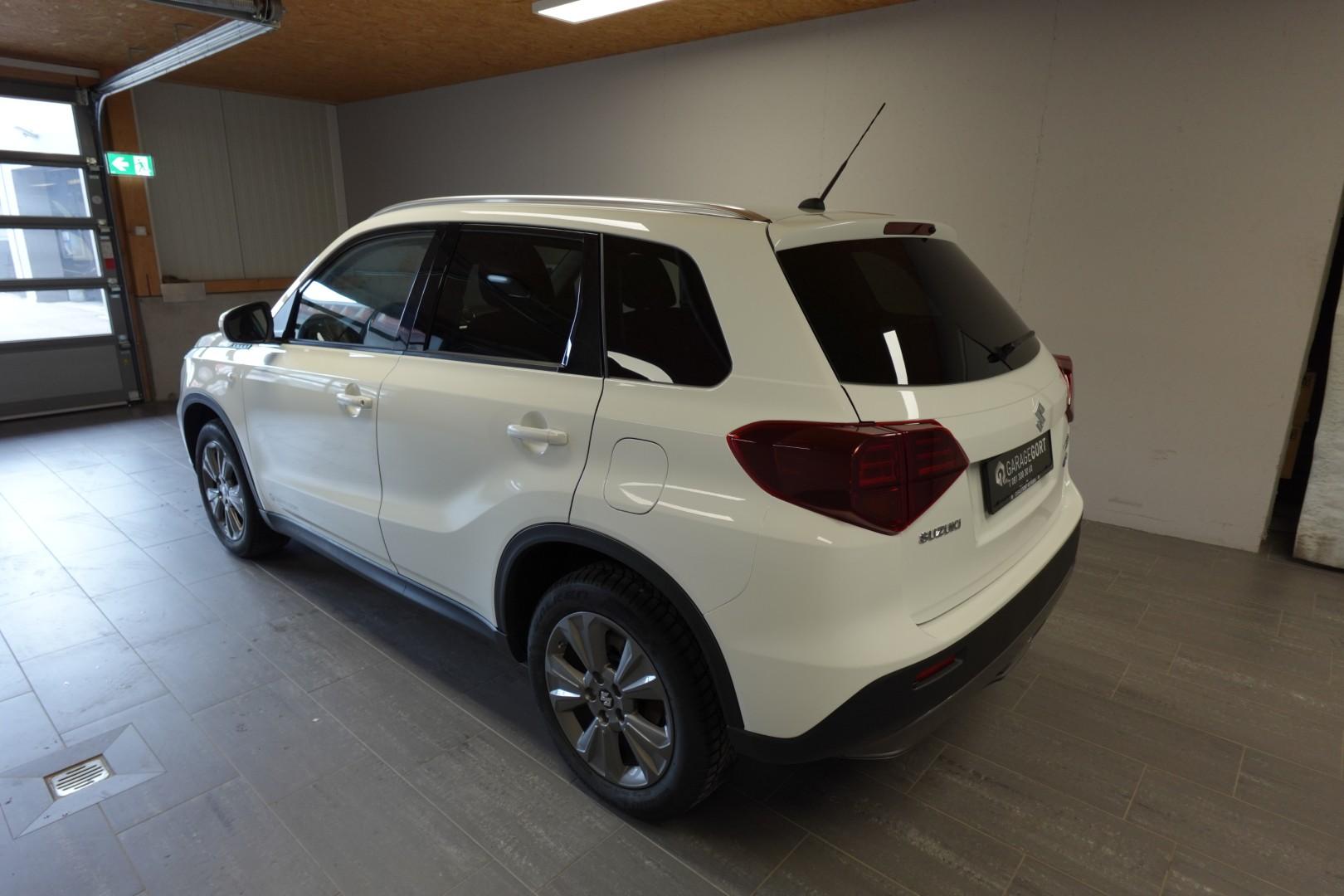 SUZUKI Vitara 1.4B T Compact+ Hybrid 4x4-image-12