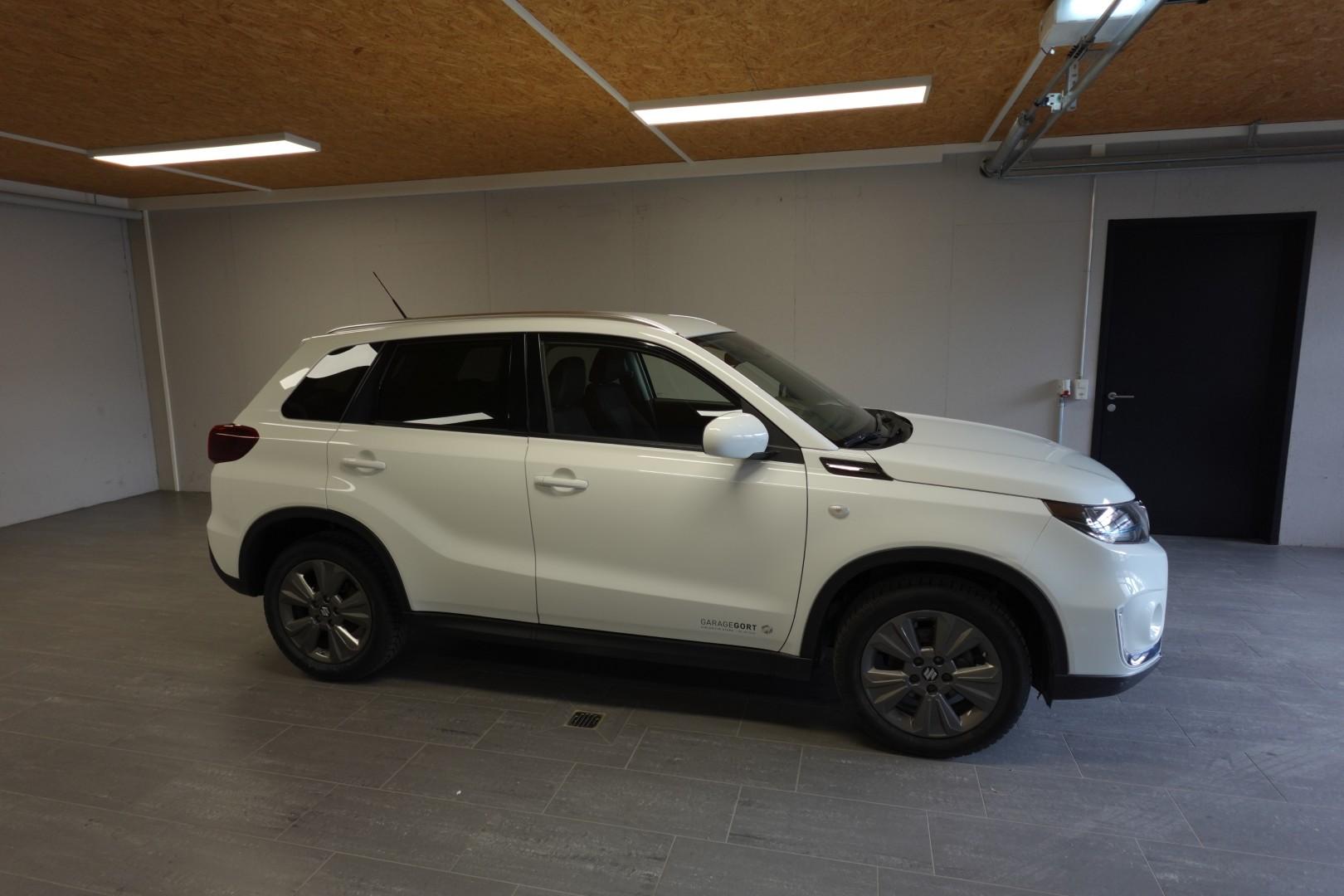 SUZUKI Vitara 1.4B T Compact+ Hybrid 4x4-image-4