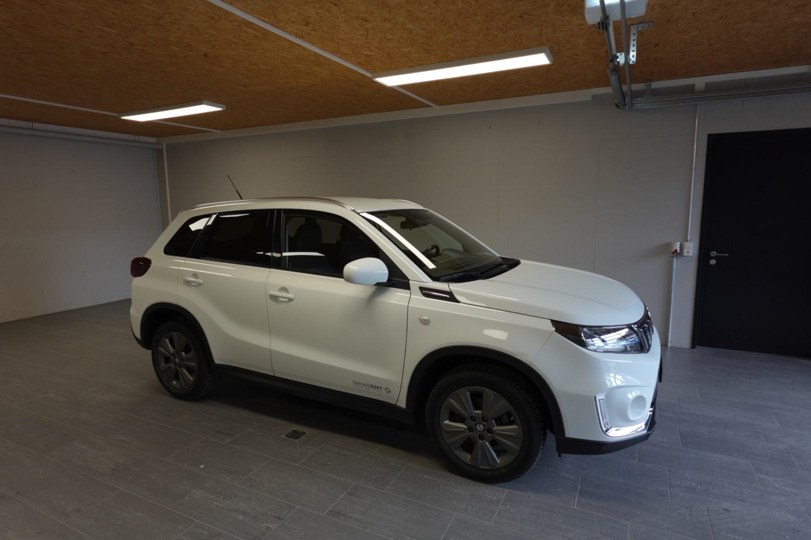 SUZUKI Vitara 1.4B T Compact+ Hybrid 4x4-image-3