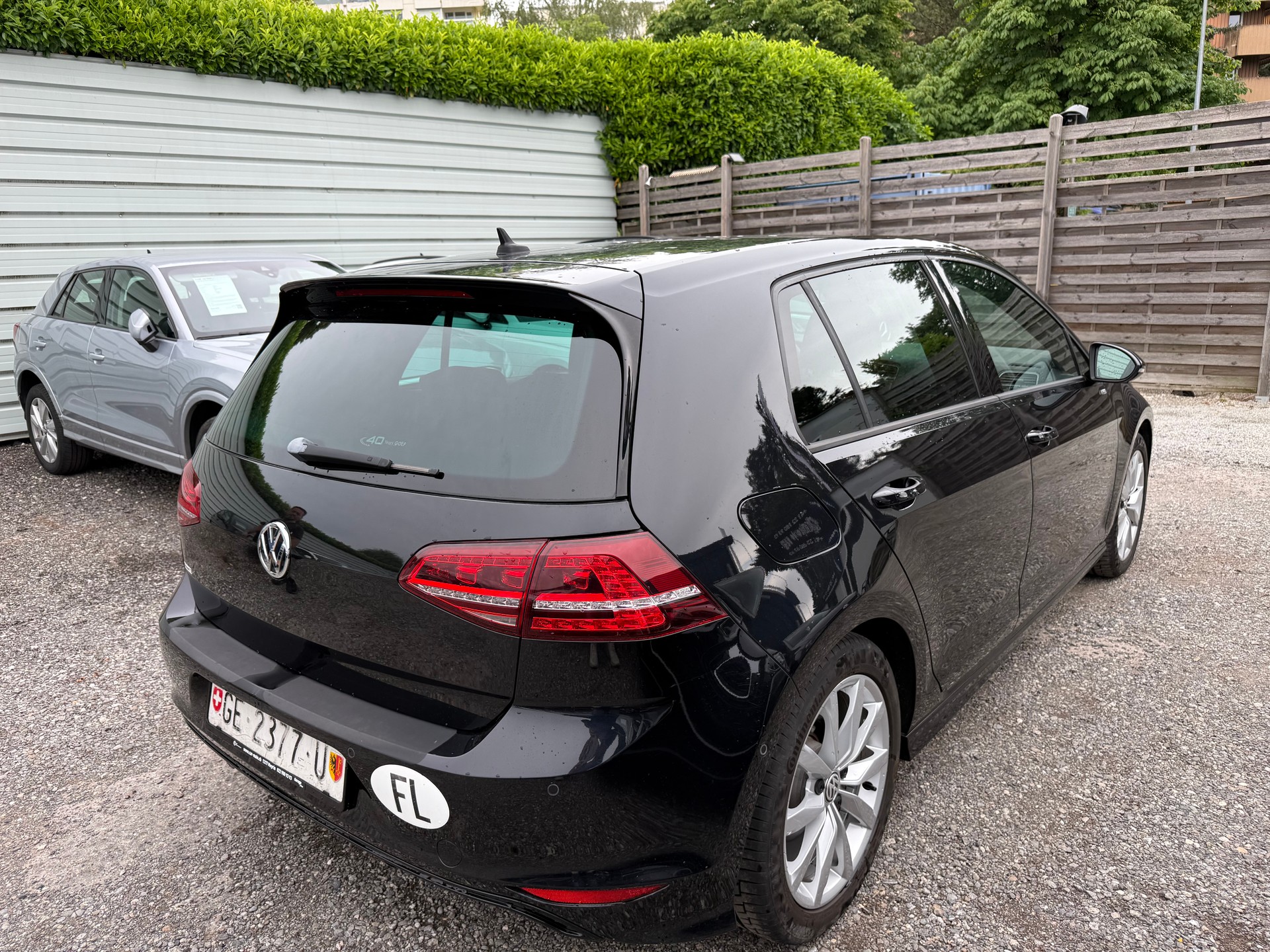 VW Golf 1.4 TSI Cup R-Line-showroom-element-2
