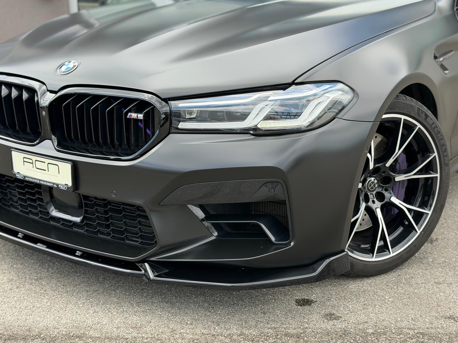 BMW M5 xDrive Drivelogic-showroom-element-1