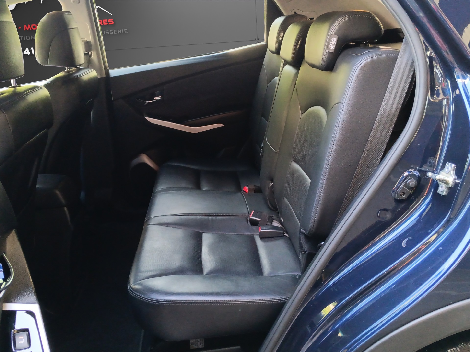 KGM-SsangYong Korando 2.2 e-XDi Sapphire 4WD Automatic-image-11