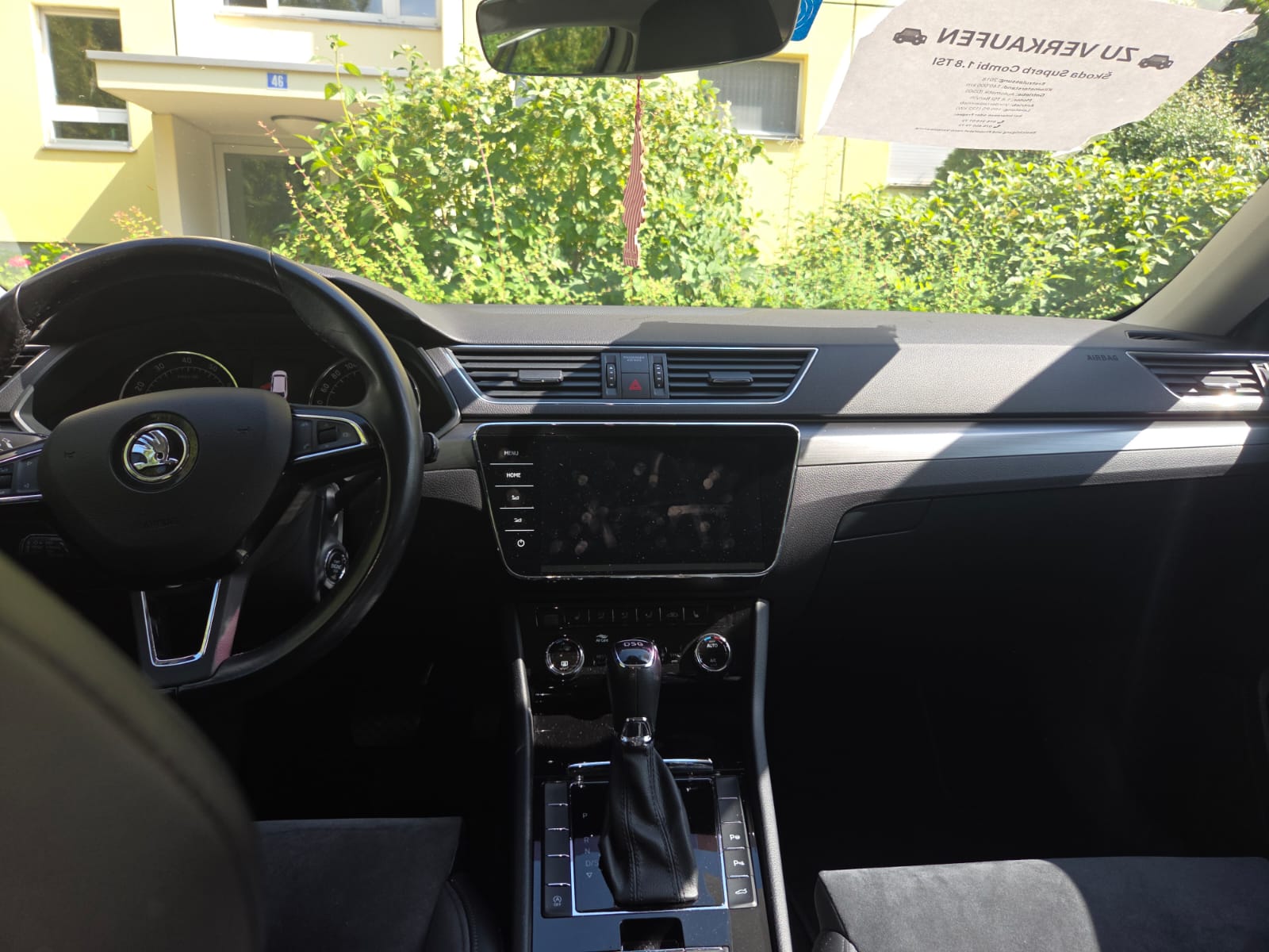 SKODA 1.8 TSI Style DSG-image-2
