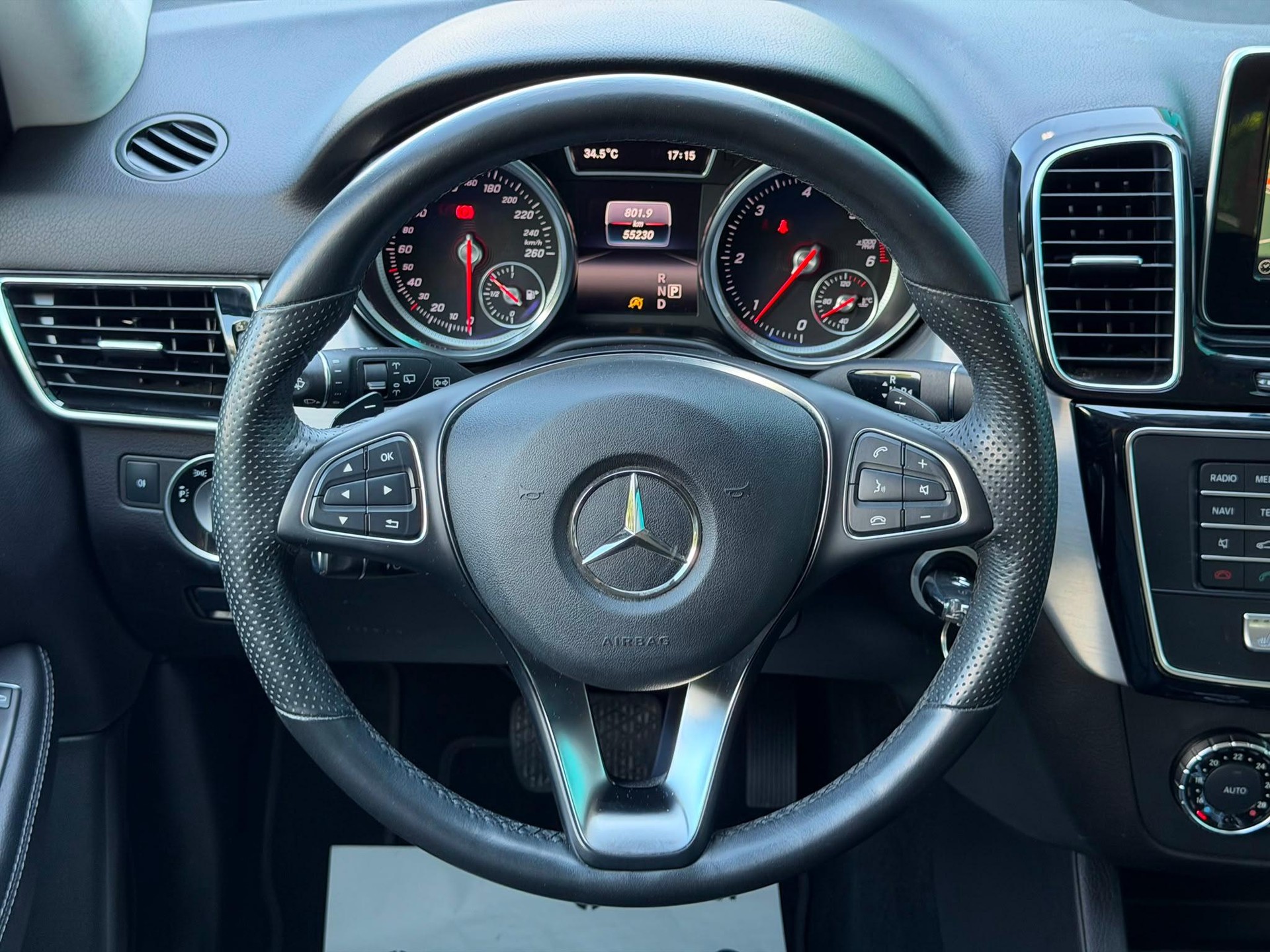 MERCEDES-BENZ GLE 250 d-image-10