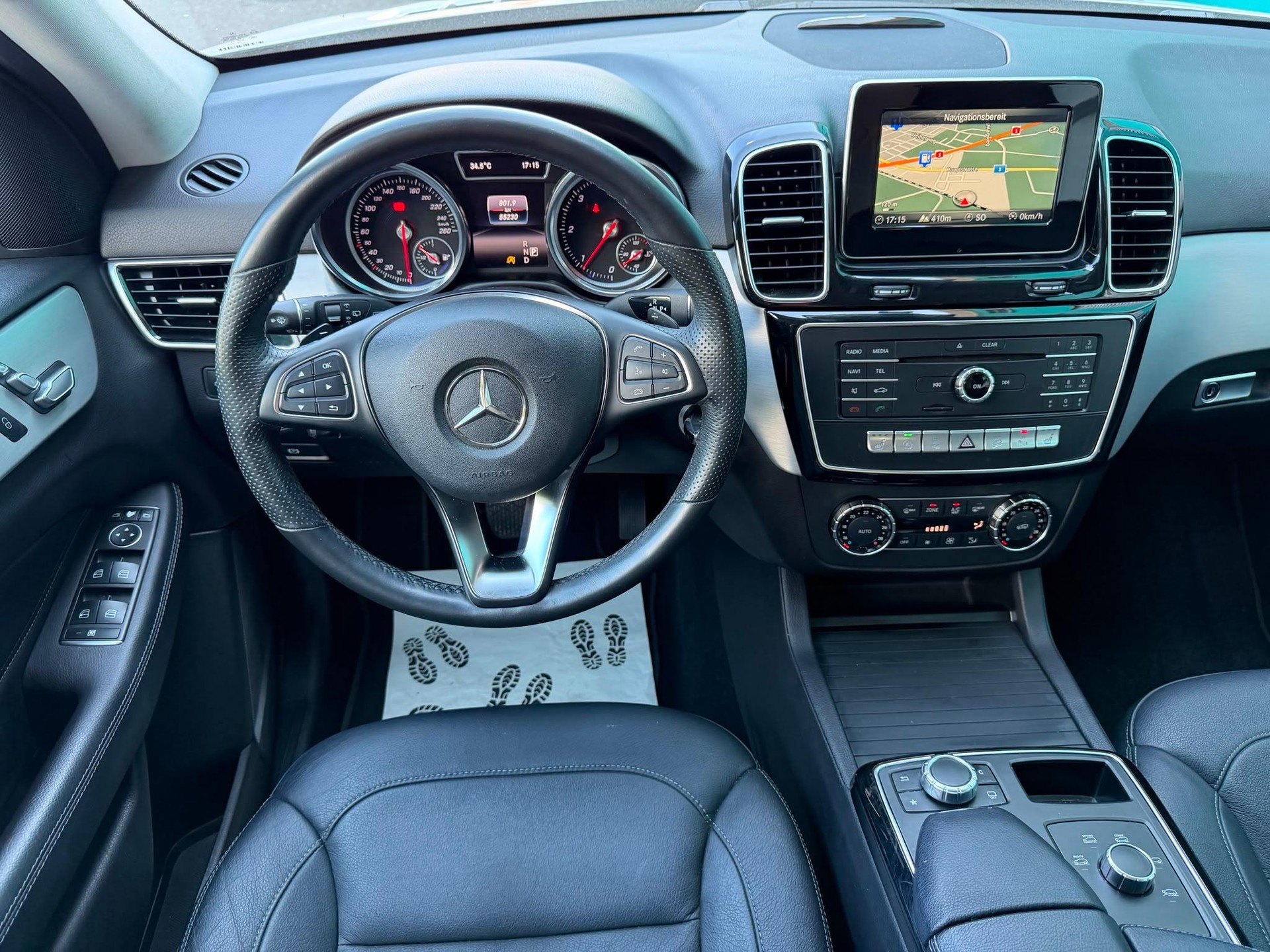 MERCEDES-BENZ GLE 250 d-image-8