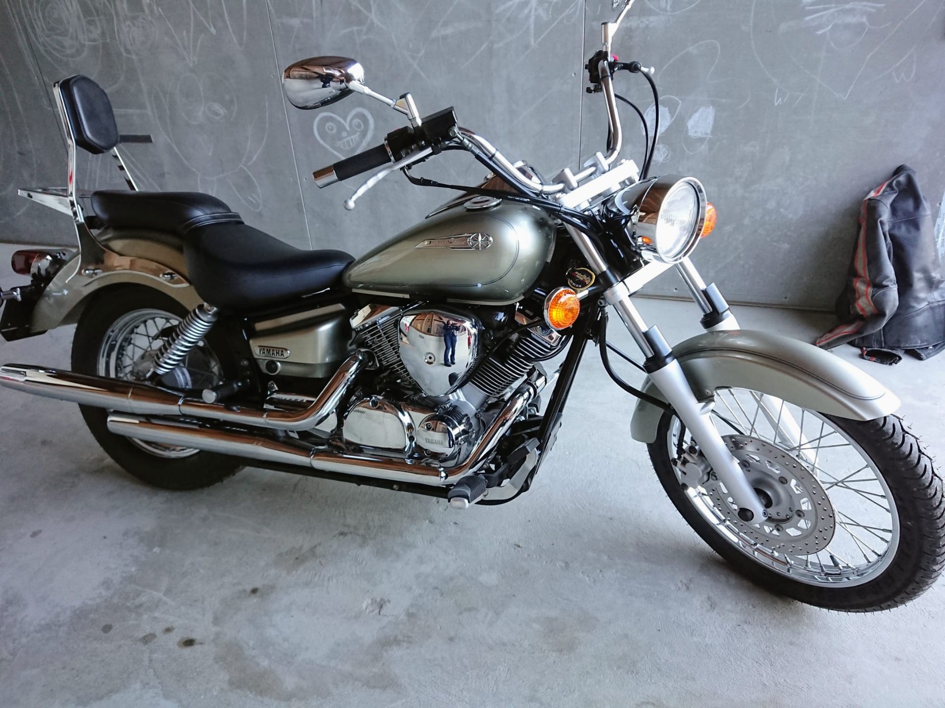 YAMAHA XVS 125 Drag Star-image-2
