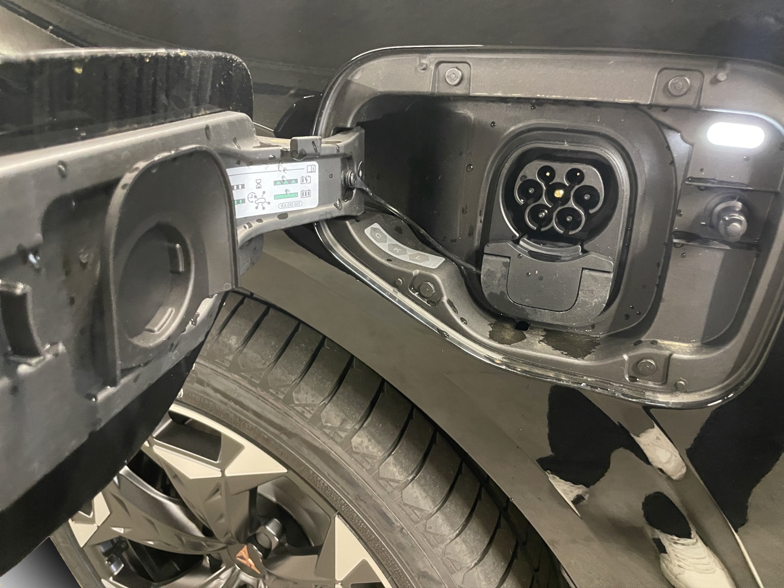 CUPRA Terramar 1.5 eHybrid Prime Edition VZ DSG-image-14