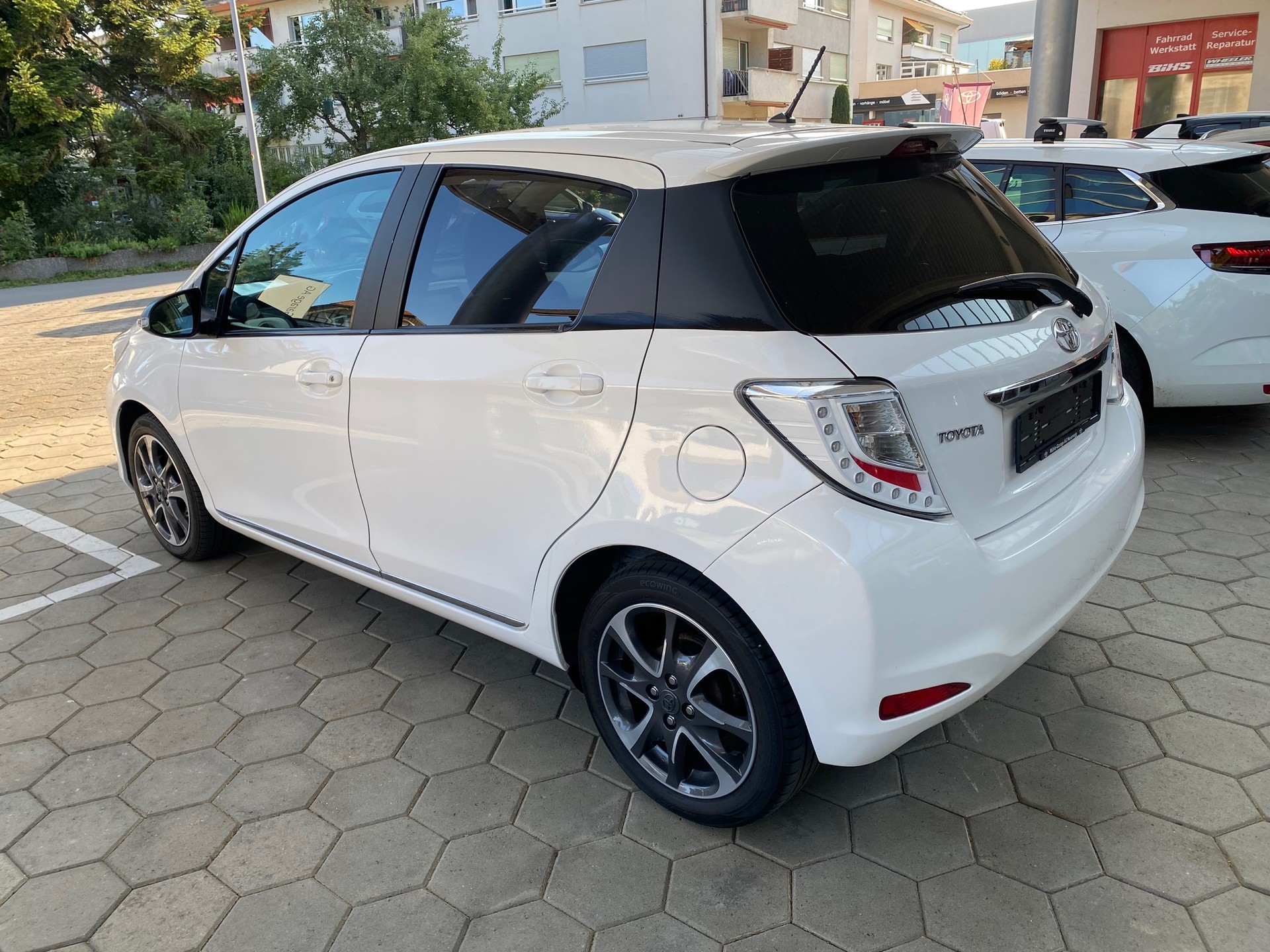TOYOTA Yaris 1.33 Trend-showroom-element-3