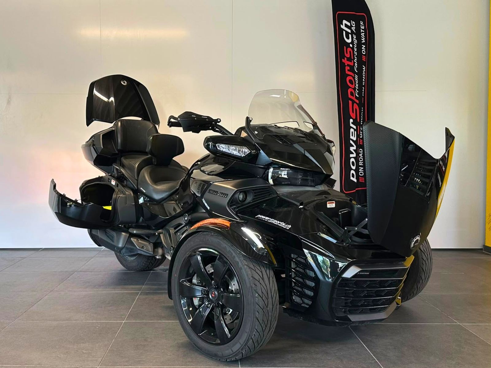 CAN-AM Spyder F3-LTD SE6 dark-image-8