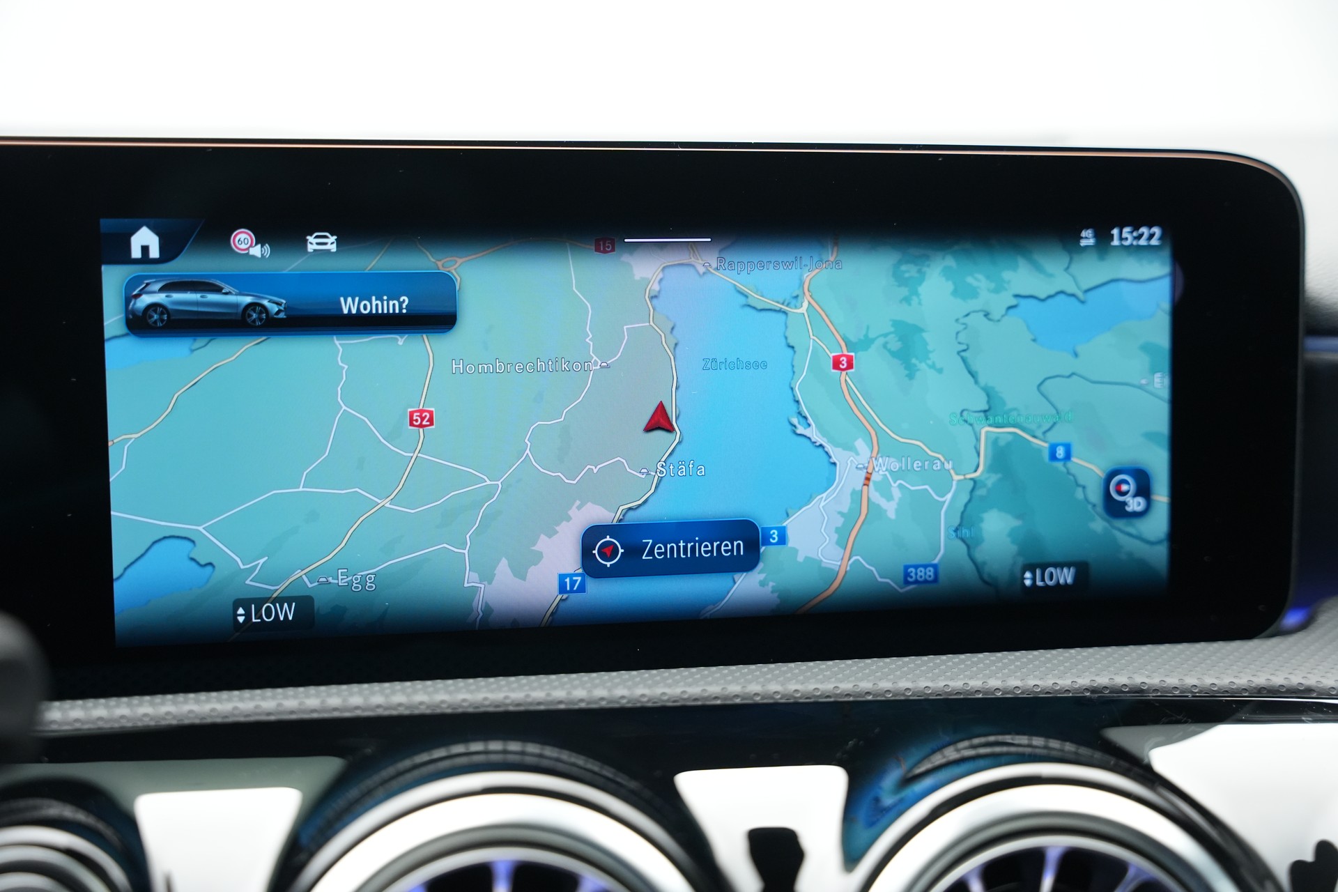 MERCEDES-BENZ A 220 4Matic 8G-DCT *CH-Fahrzeug*-image-32