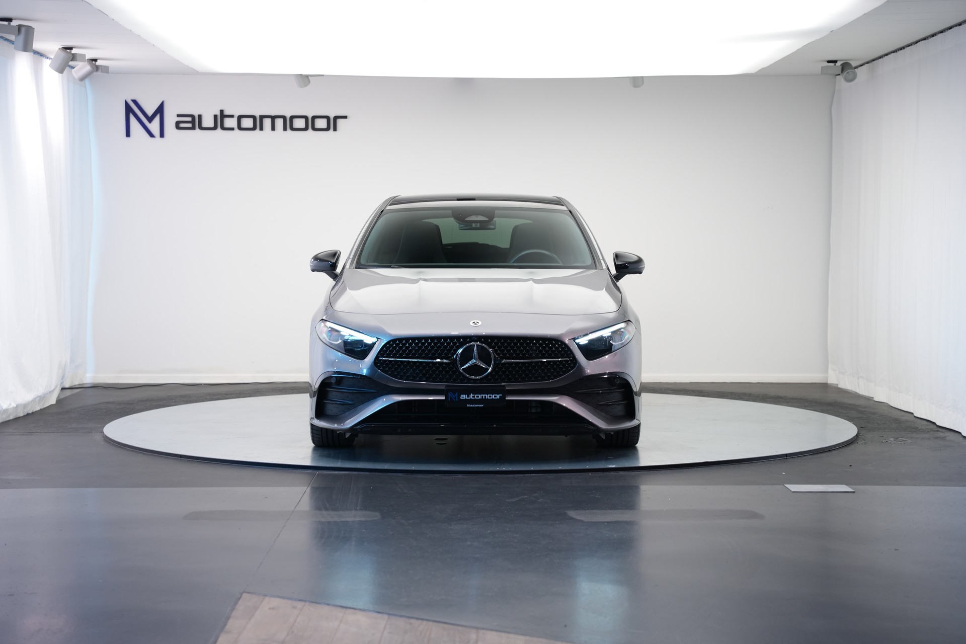 MERCEDES-BENZ A 220 4Matic 8G-DCT *CH-Fahrzeug*-showroom-element-1