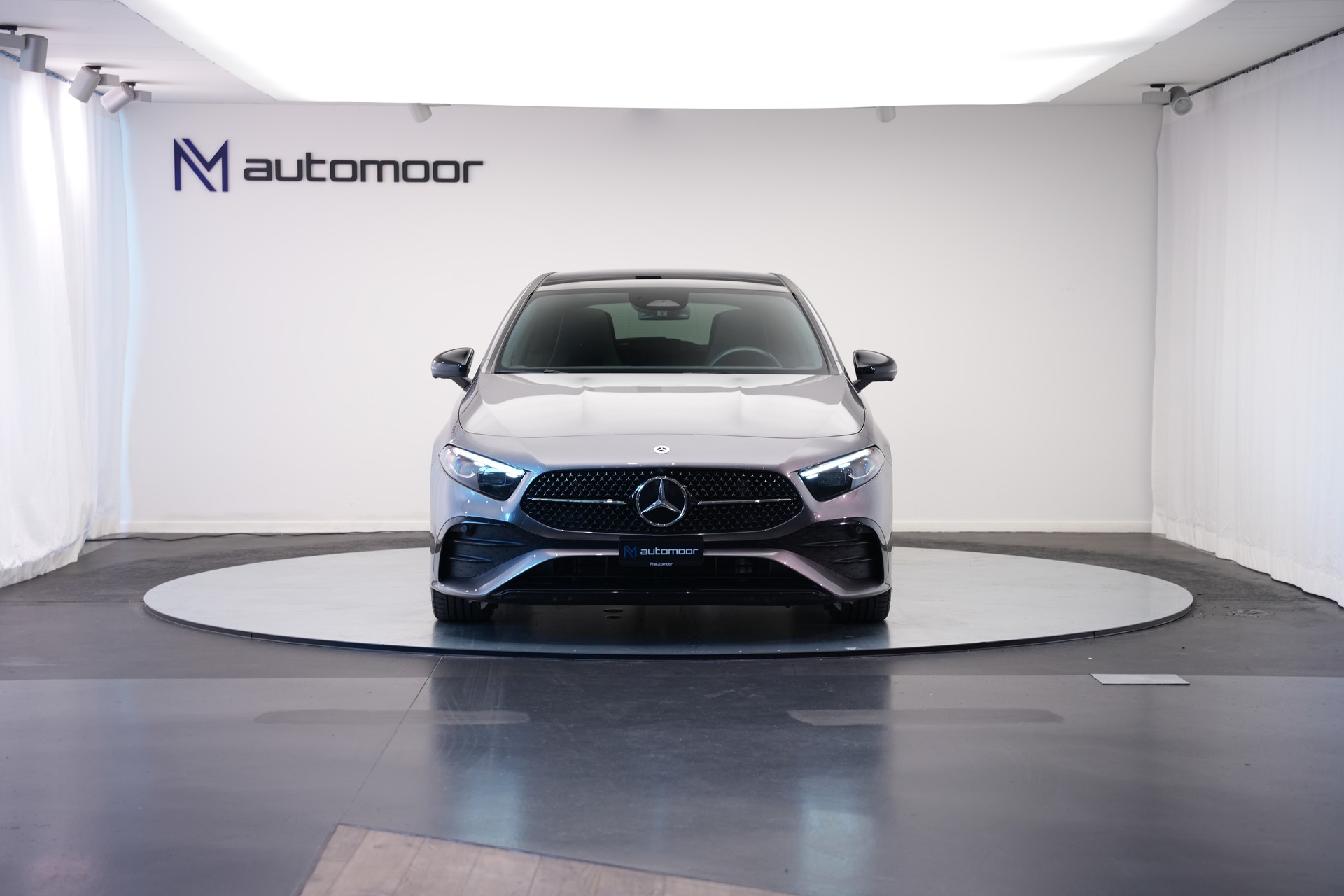 MERCEDES-BENZ A 220 4Matic 8G-DCT *CH-Fahrzeug*-showroom-element-1