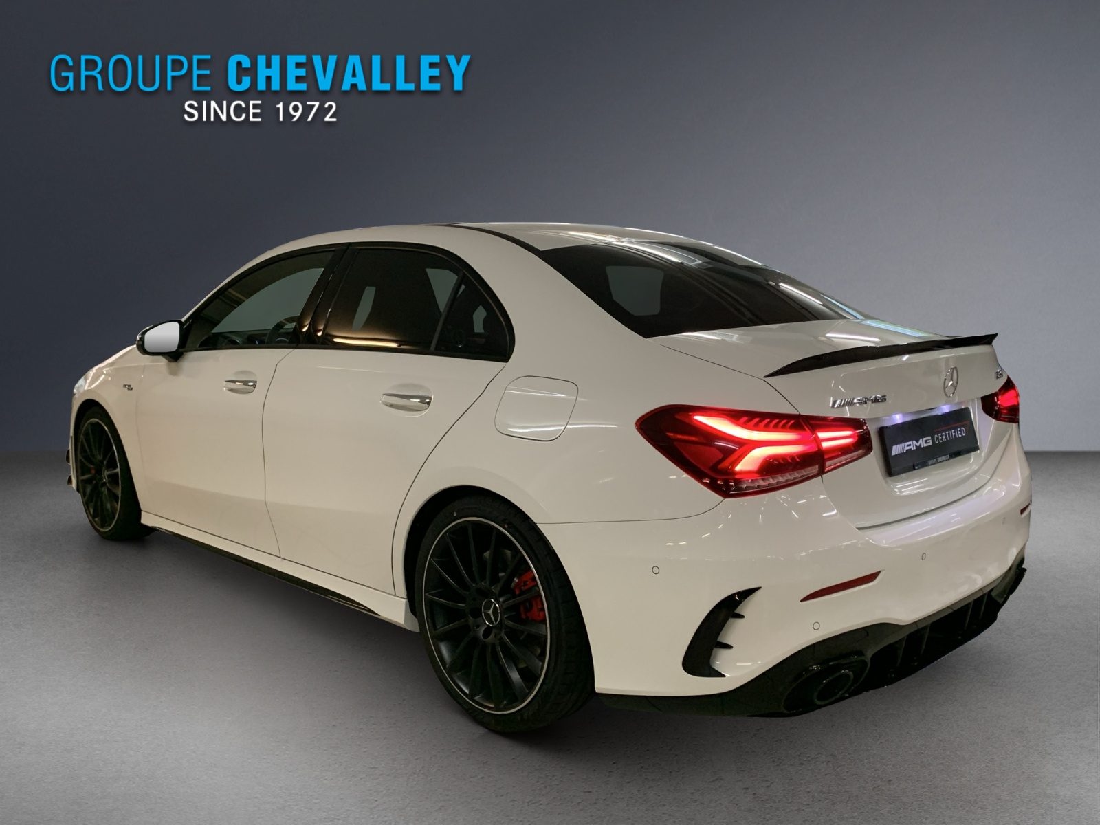 MERCEDES-BENZ A 35 AMG 4Matic-showroom-element-2