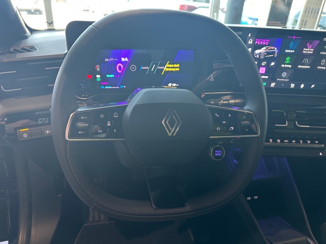 RENAULT R5 E-Tech Comfort Range 52 kWh Iconic Five-image-13