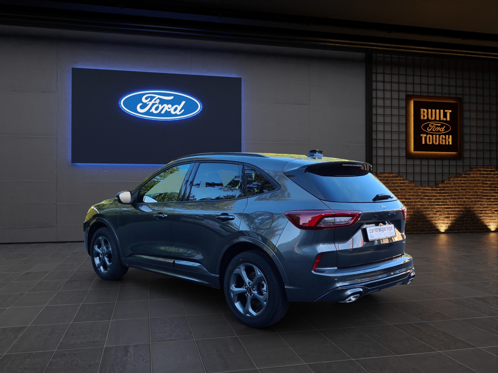 FORD Kuga 2.5i FHEV FULL-HYBRID 183 PS ST-Line 4x4 AUTOMAT-showroom-element-2