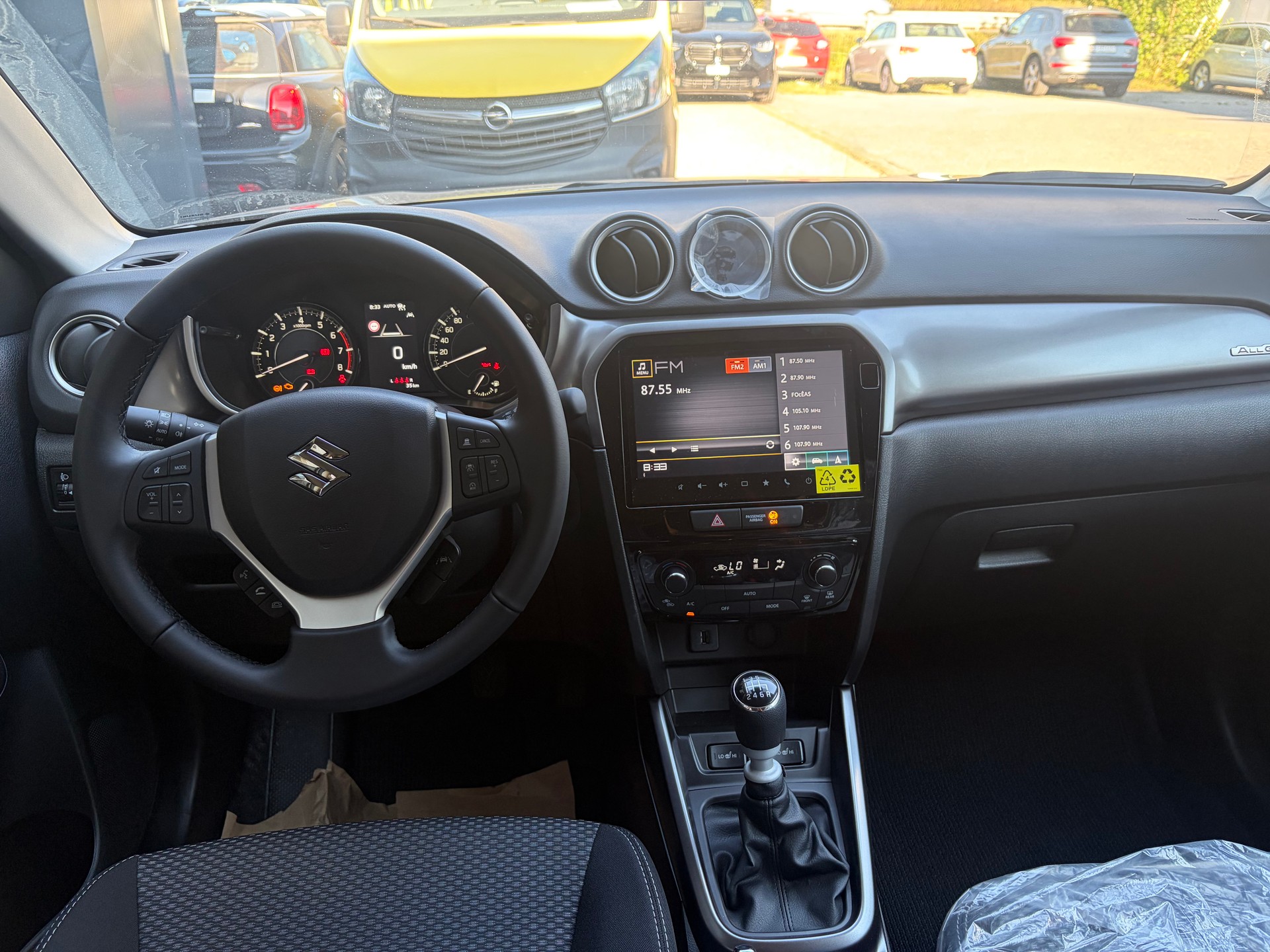 SUZUKI Vitara 1.4 Boosterjet Compact + Hybrid-image-1