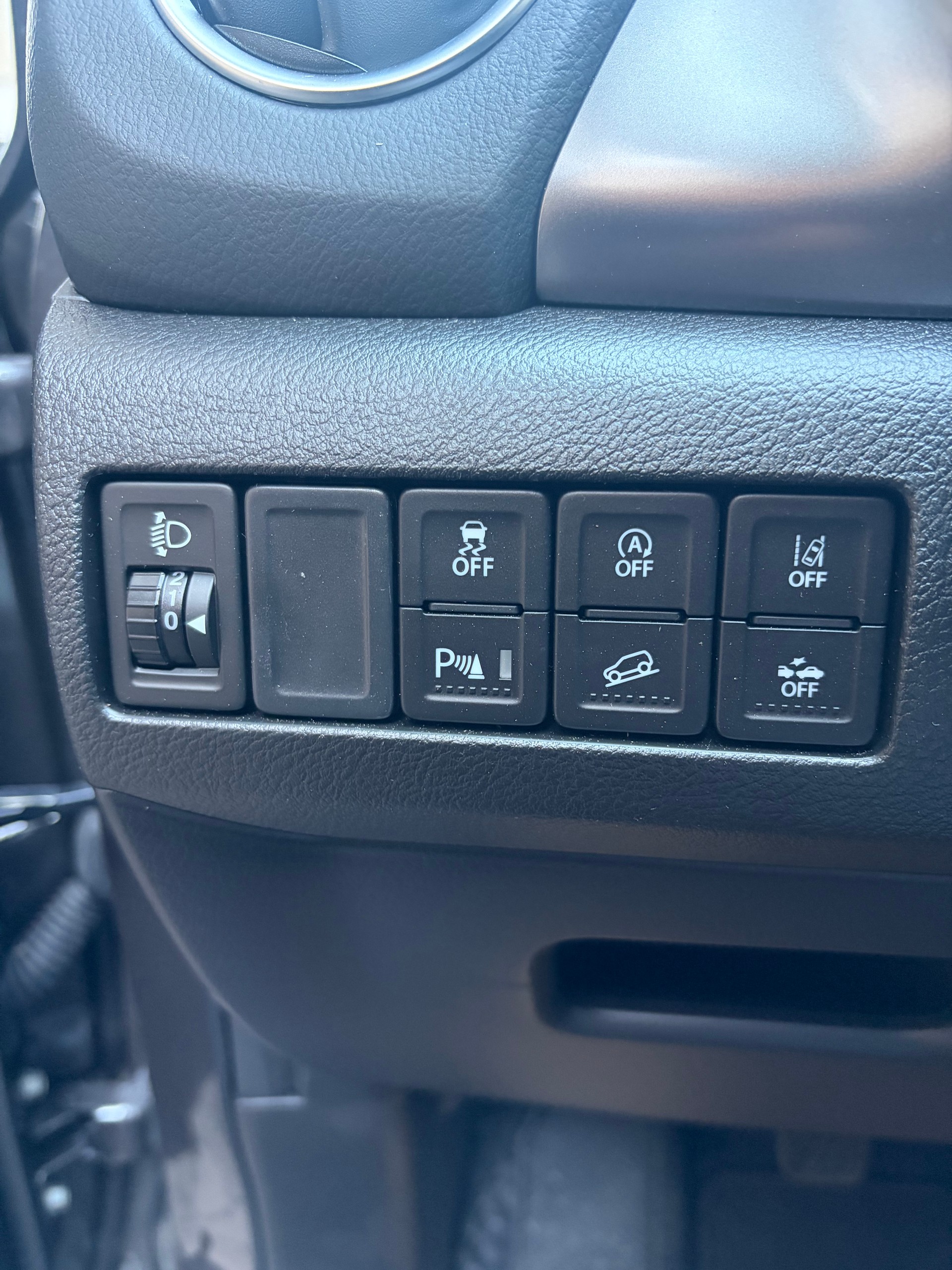 SUZUKI Vitara 1.4 Boosterjet Compact + Hybrid-image-5