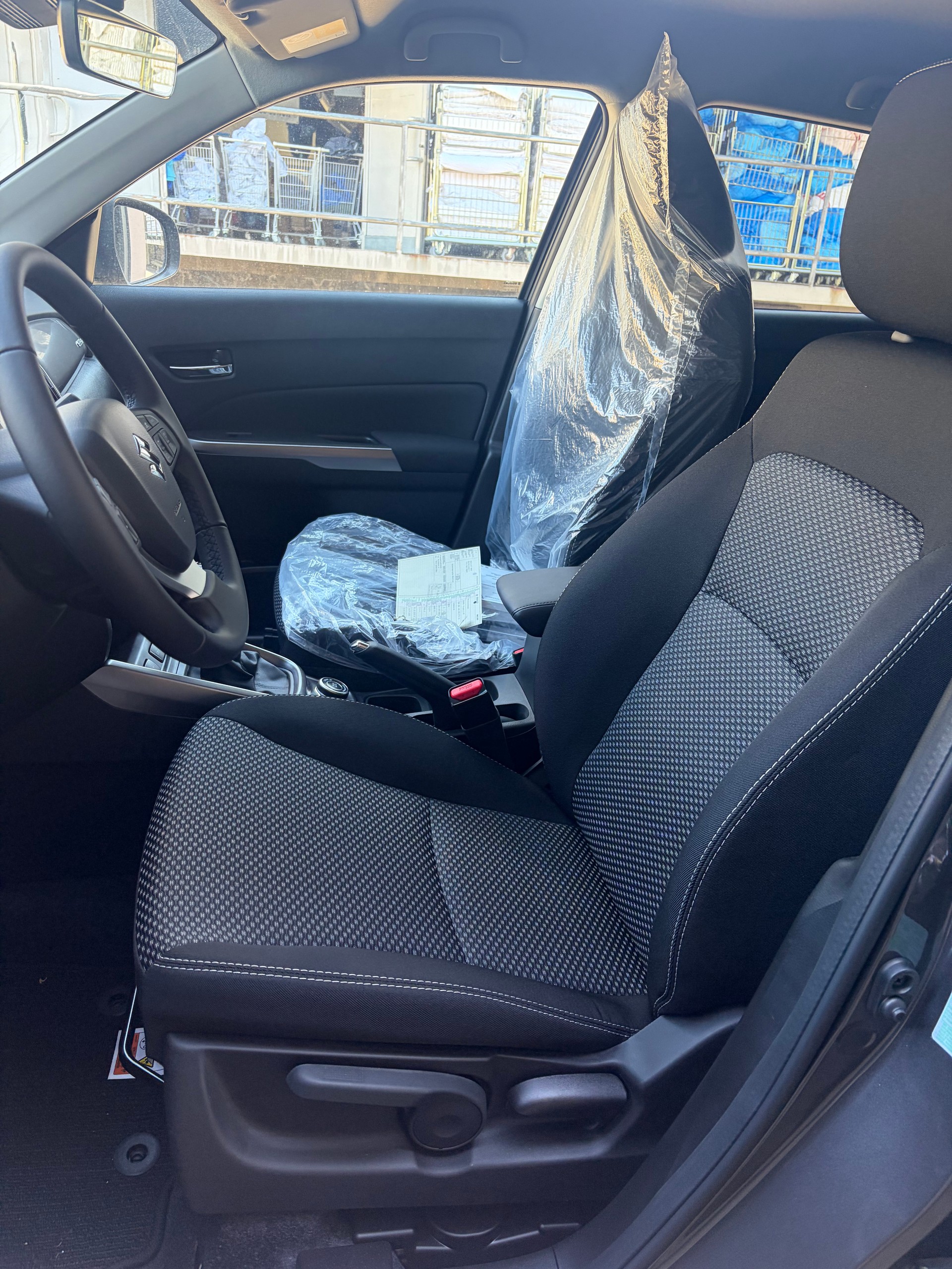 SUZUKI Vitara 1.4 Boosterjet Compact + Hybrid-image-6