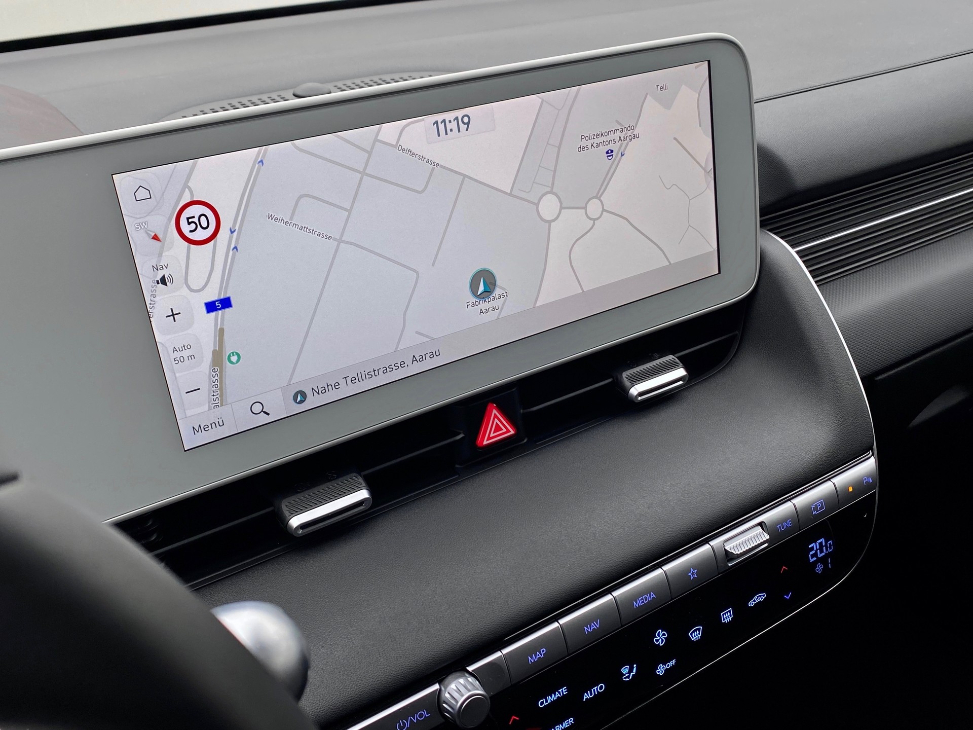 HYUNDAI Ioniq 5 *77kWh*Swiss*Amplia*2WD*Wärmepumpe*-image-11