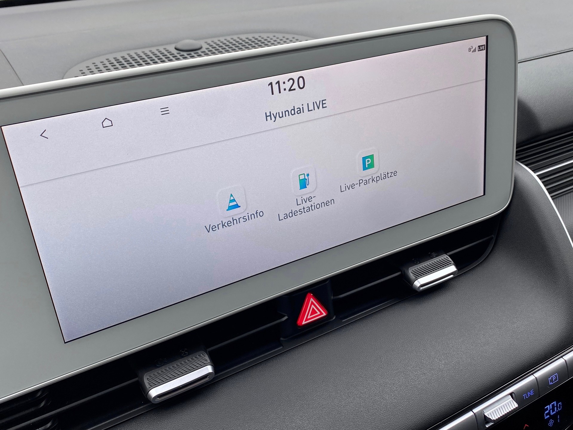 HYUNDAI Ioniq 5 *77kWh*Swiss*Amplia*2WD*Wärmepumpe*-image-15