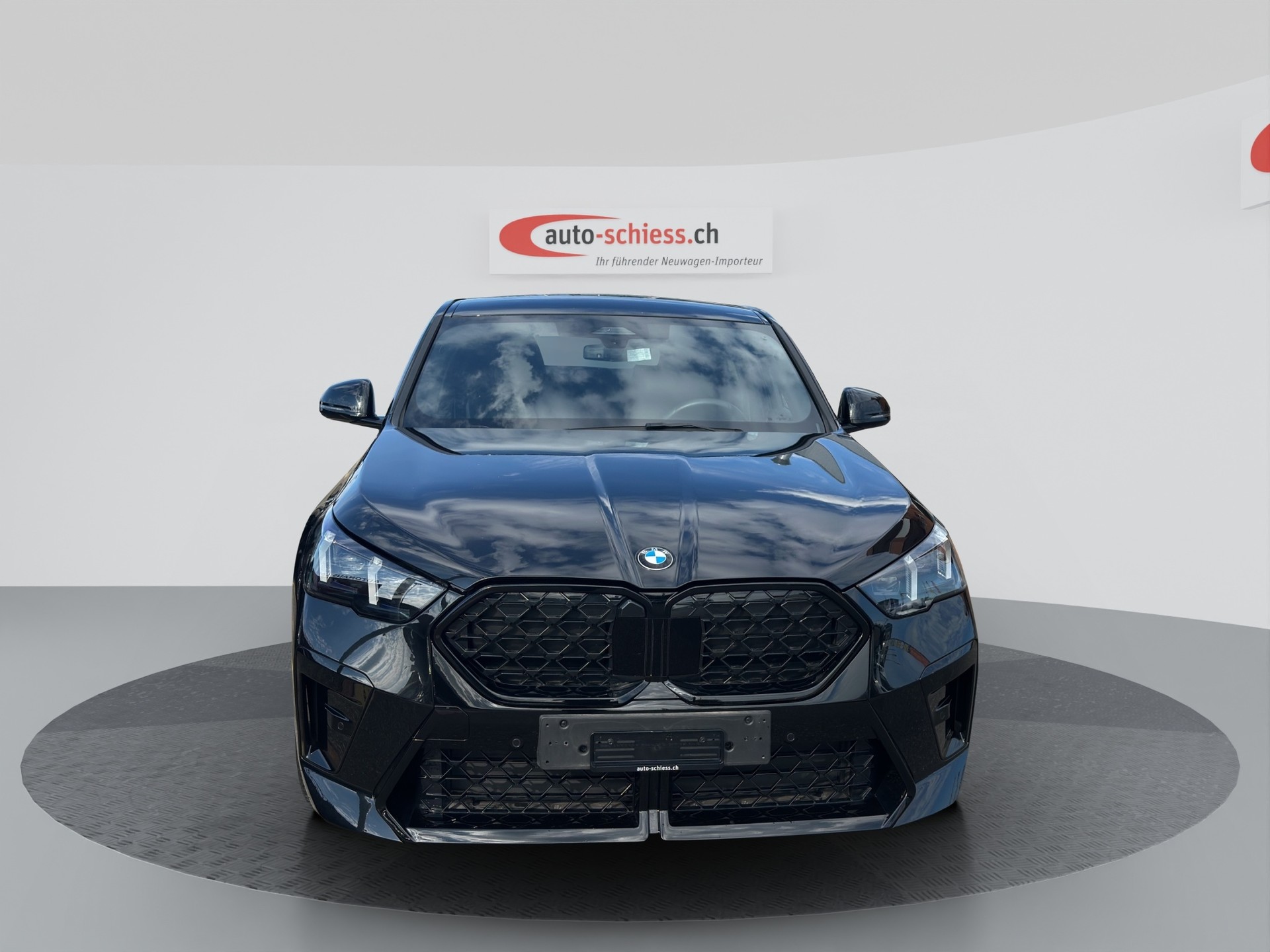 BMW X2 sDrive 20d M Sport Shadow Line-showroom-element-1