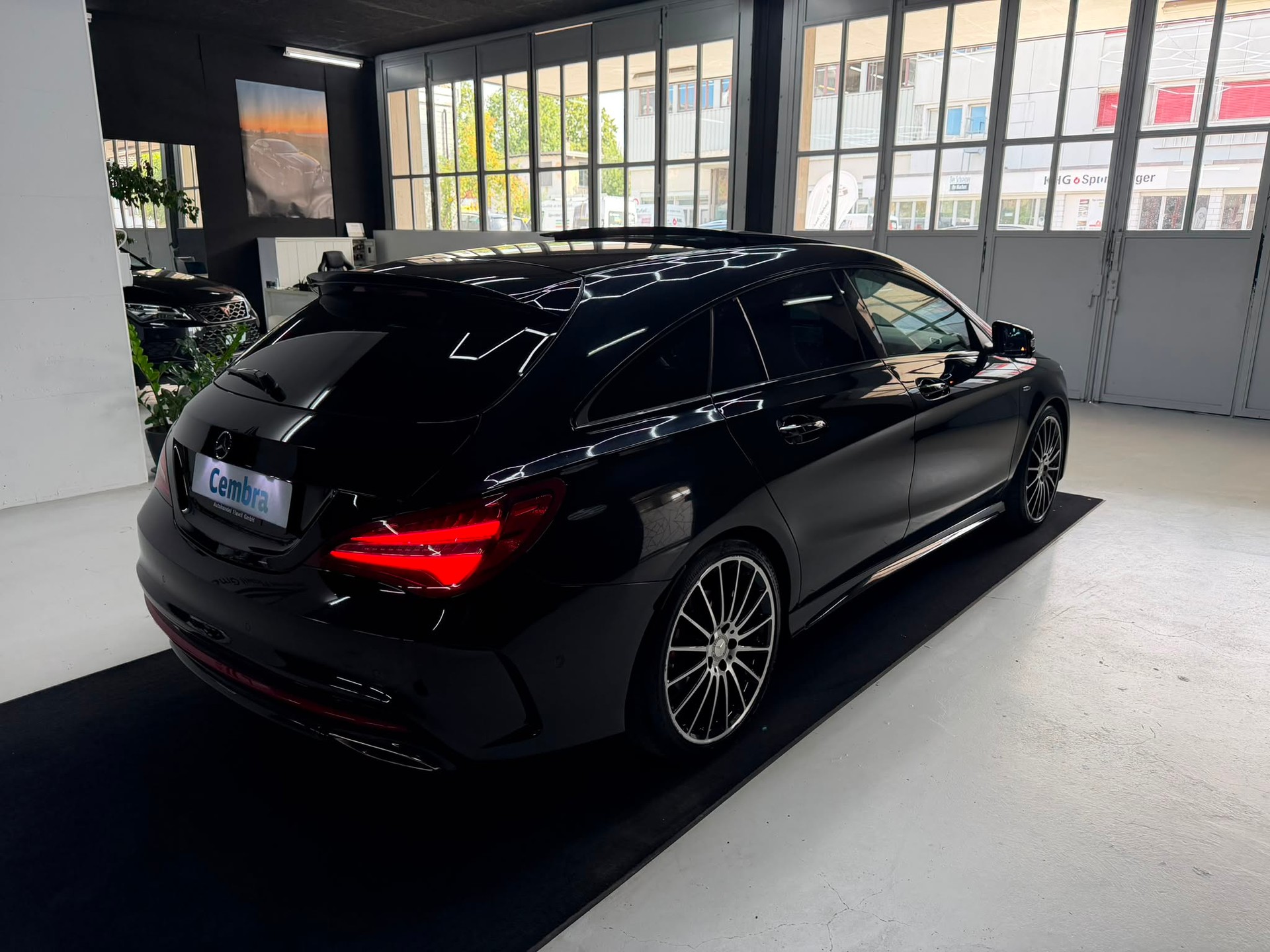 MERCEDES-BENZ CLA Shooting Brake 250 Sport 4Matic 7G-DCT-image-14