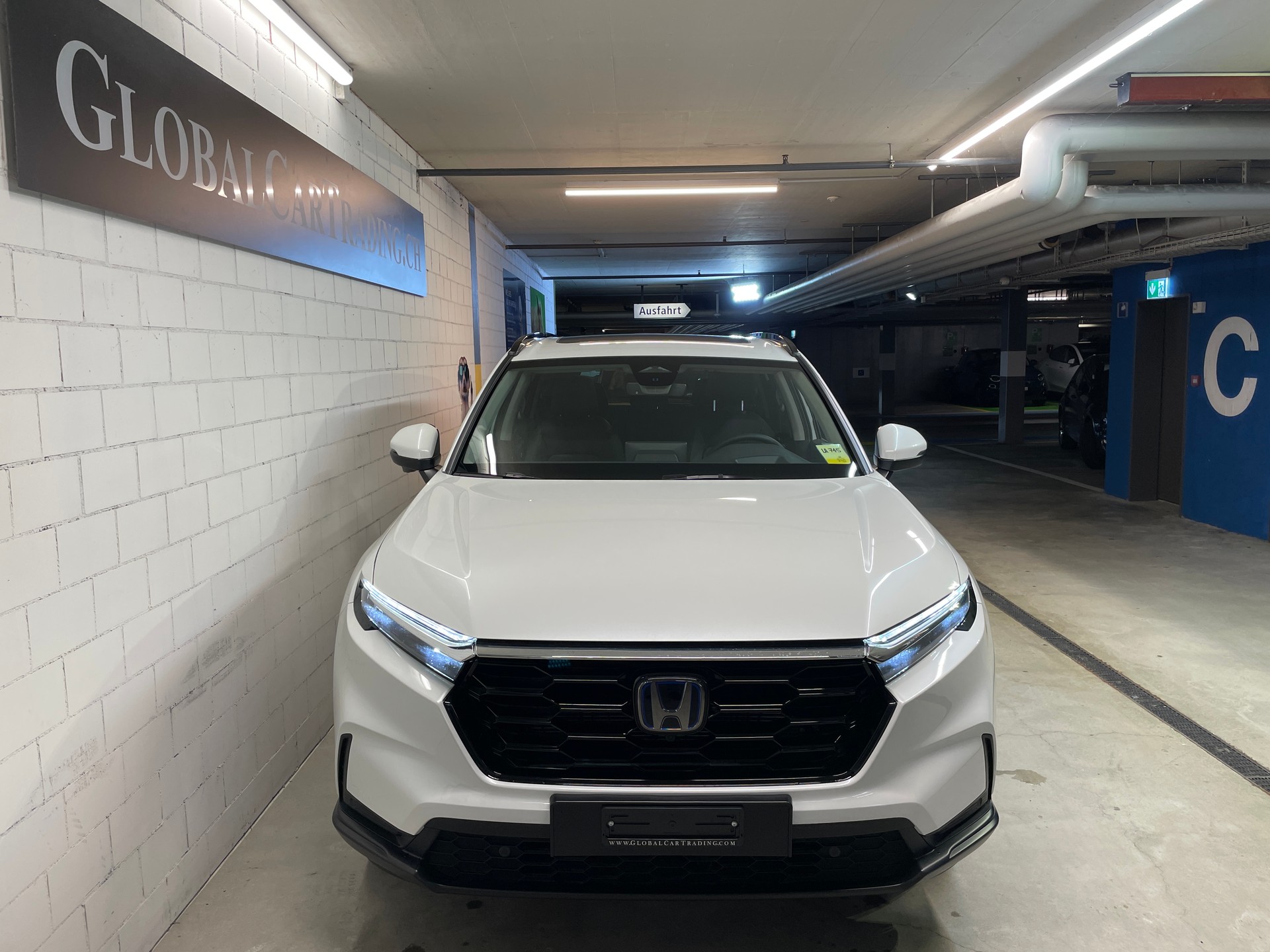 HONDA CR-V 2.0i MMD Hybrid Advance 4WD Automatic-showroom-element-2