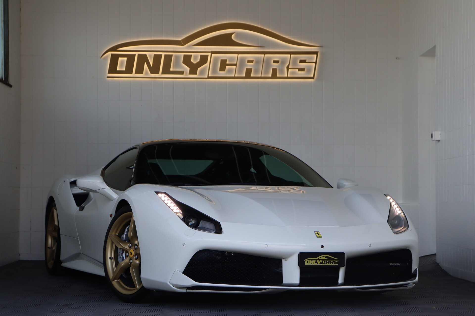 FERRARI 488 GTB 3.9 V8