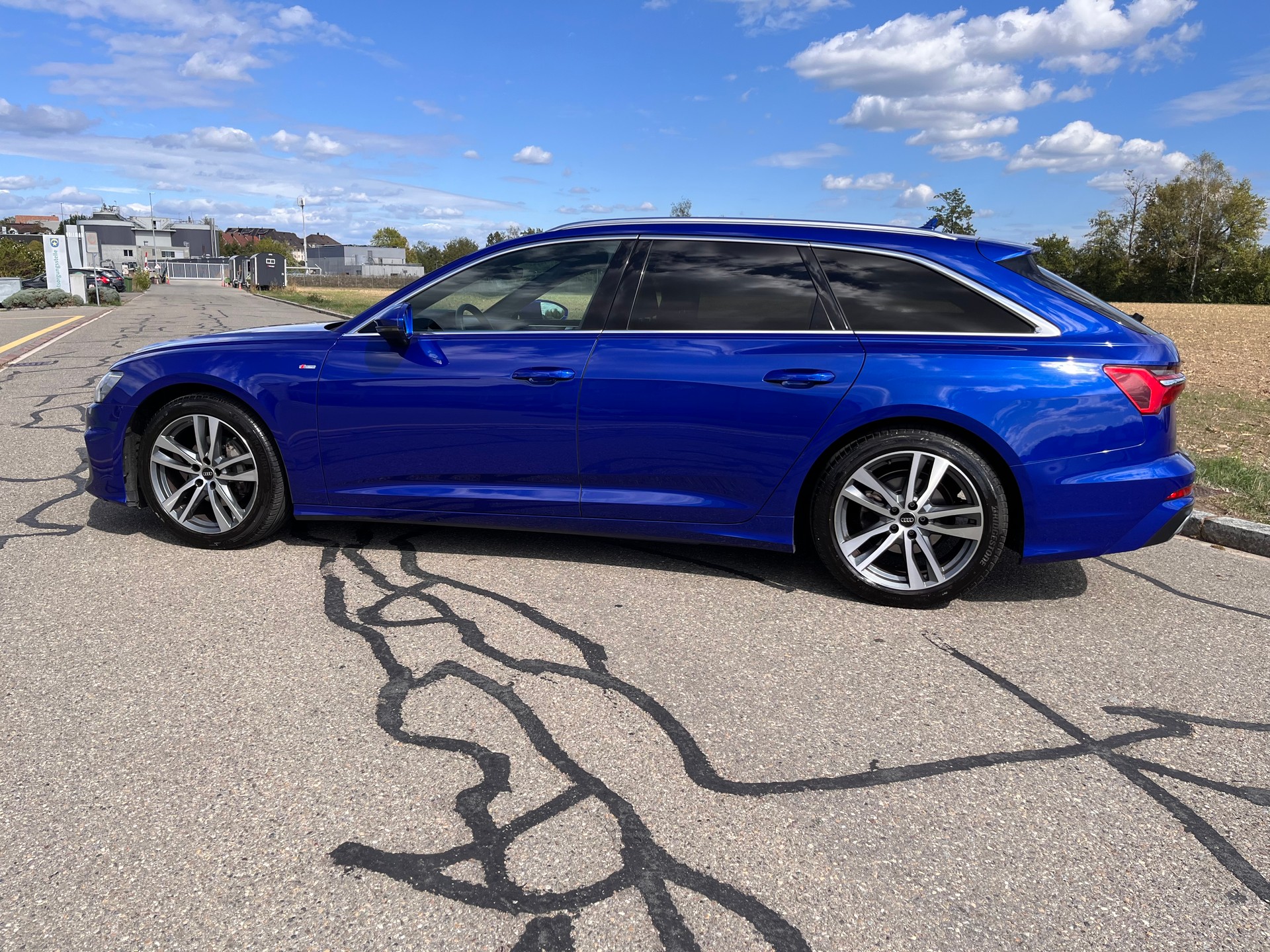 AUDI A6 Avant 40 TDI Sport S-tronic * S-LINE SPORTPAKET - S-LINE EXTERIEURPAKET - MILDHYBRID DIESEL/ELEKTRO *-showroom-element-2