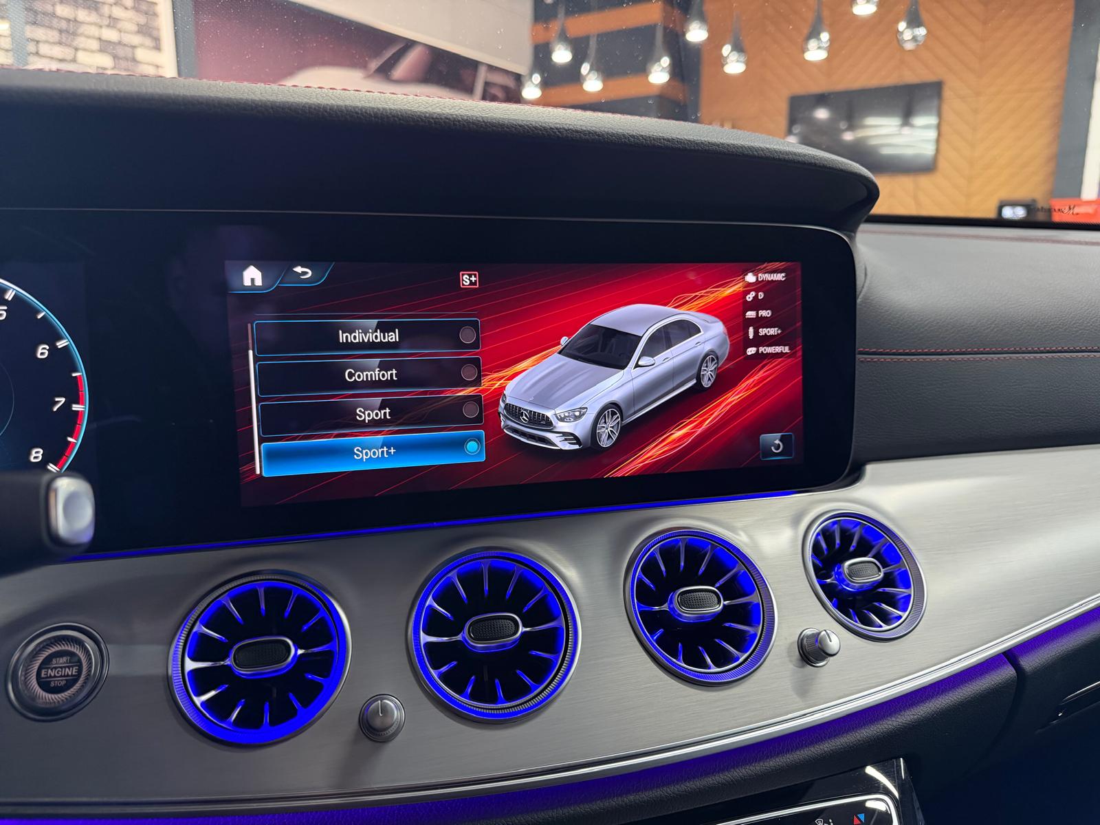 MERCEDES-BENZ AMG E 53 Limited Blue&Black Performance 4Matic+ Speedshift 9G-TCT-image-21