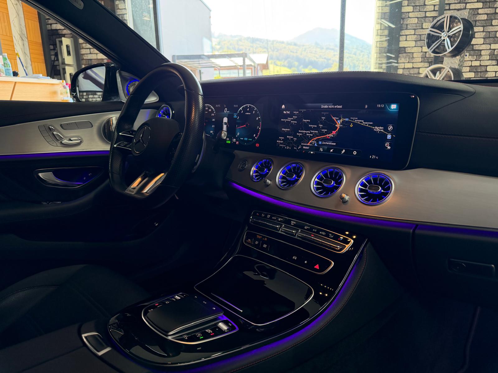 MERCEDES-BENZ AMG E 53 Limited Blue&Black Performance 4Matic+ Speedshift 9G-TCT-image-8