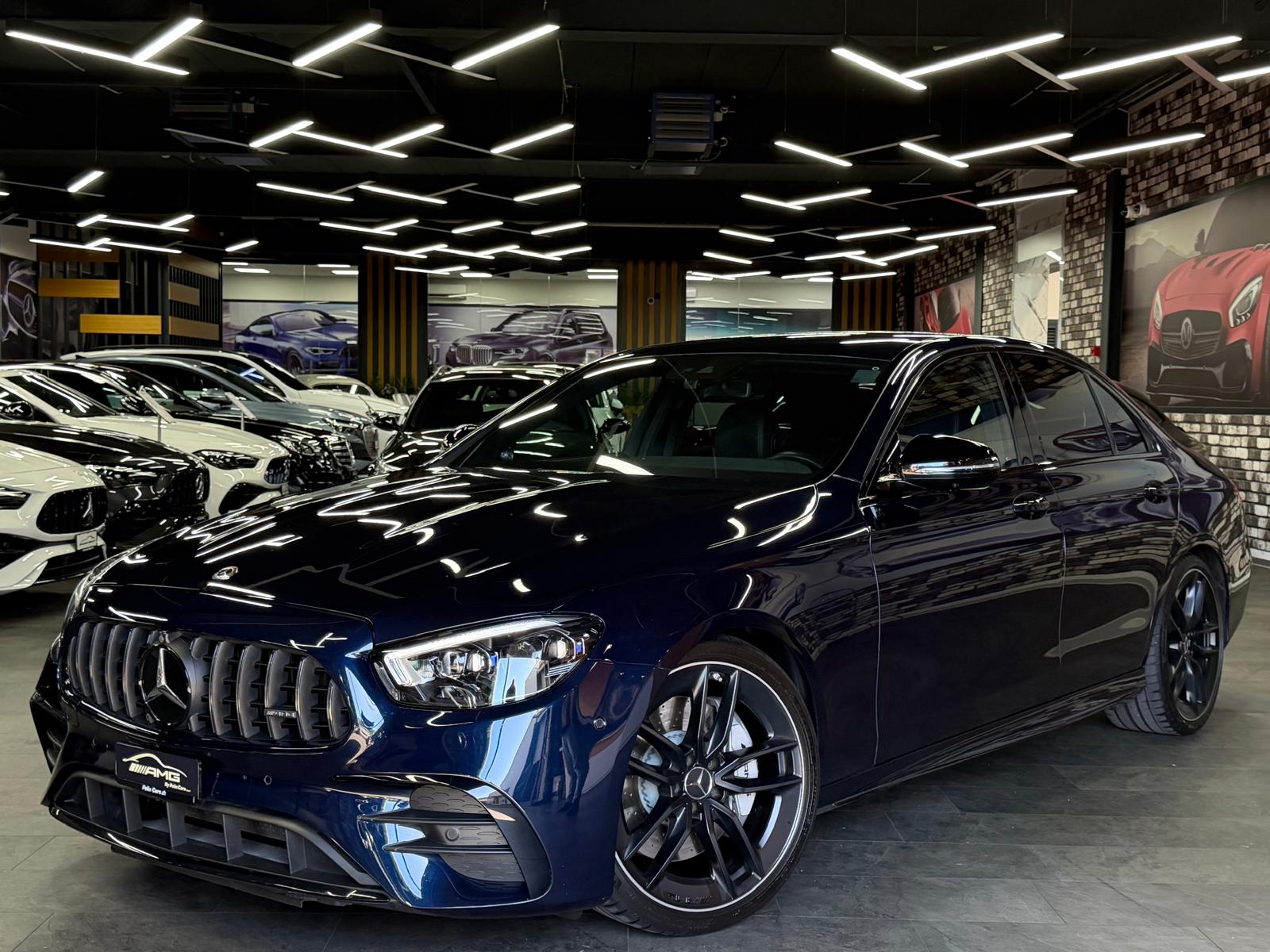 MERCEDES-BENZ AMG E 53 Limited Blue&Black Performance 4Matic+ Speedshift 9G-TCT-showroom-element-2