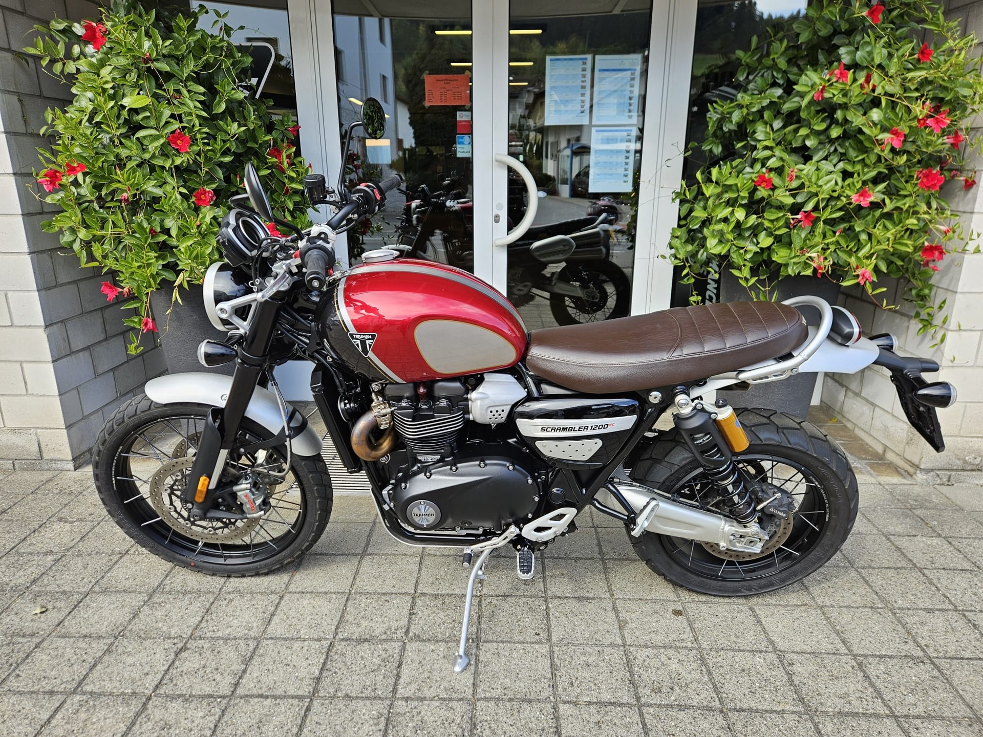 TRIUMPH Scrambler 1200 XC Gold Line-image-4