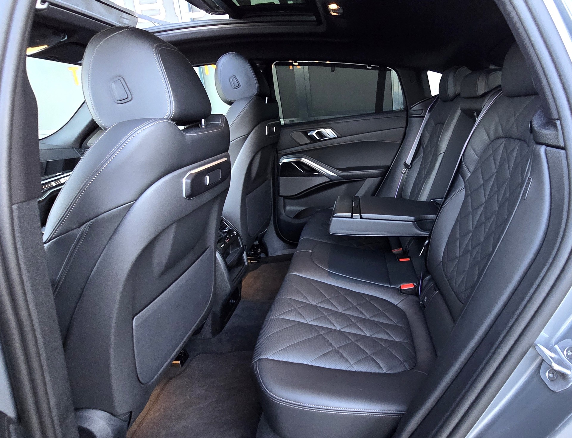 BMW X6 xDrive 48V 40d M Sport Pro Steptronic-image-11