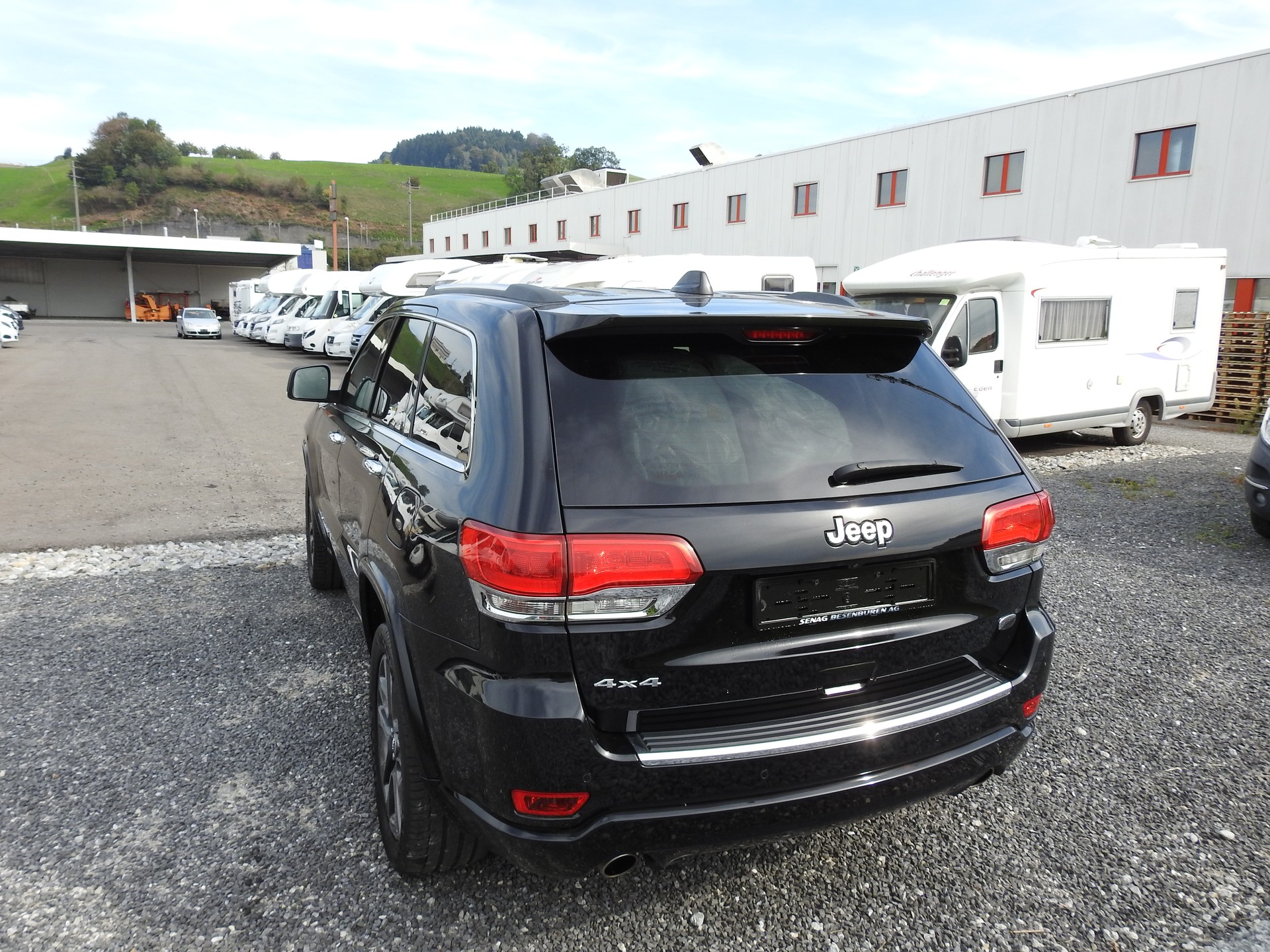 JEEP Grand Cherokee 3.0 CRD Overland Automatic-showroom-element-3