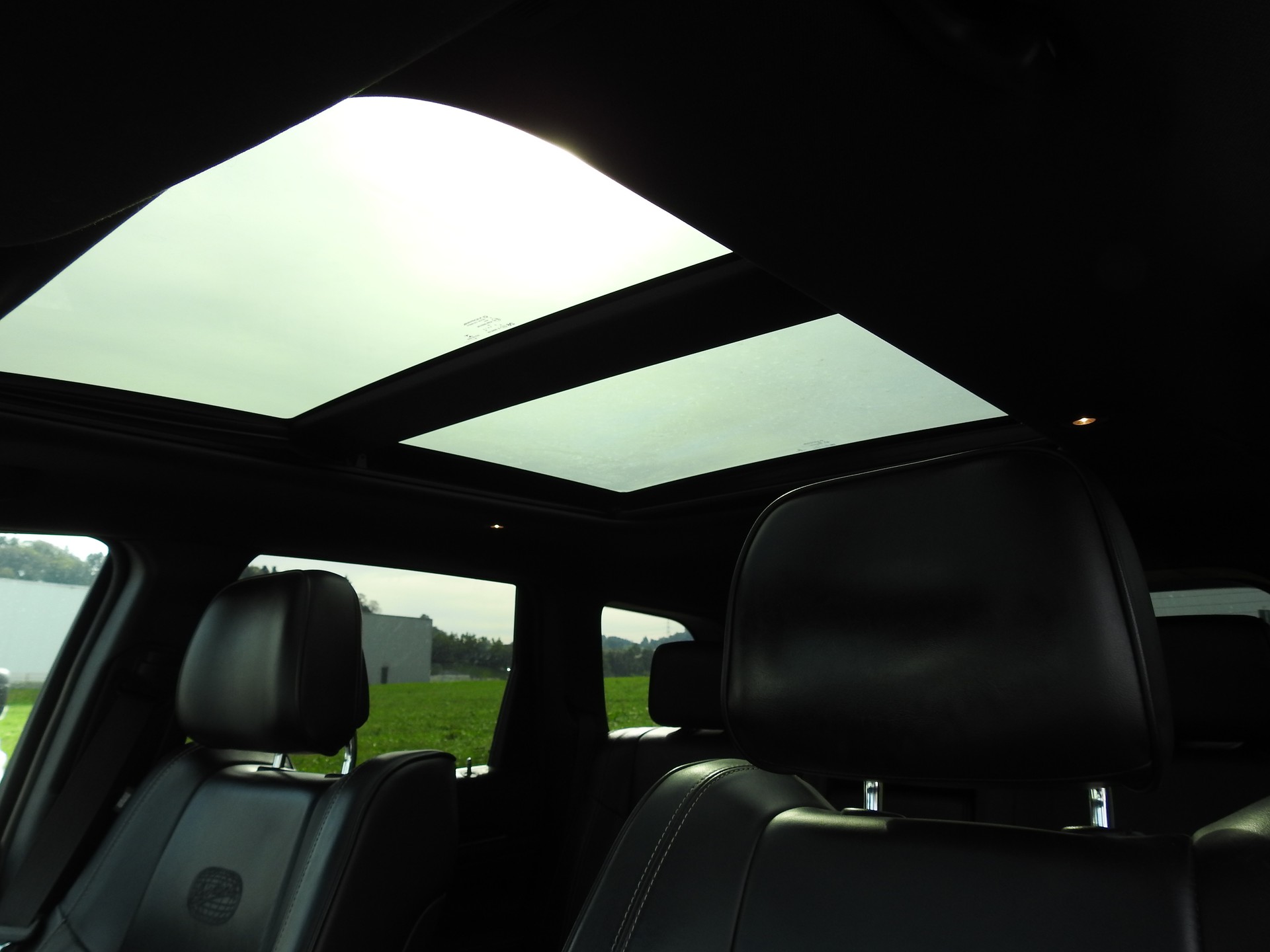 JEEP Grand Cherokee 3.0 CRD Overland Automatic-image-30