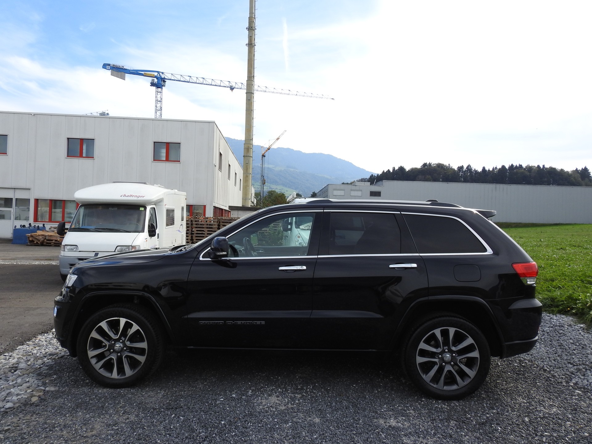 JEEP Grand Cherokee 3.0 CRD Overland Automatic-showroom-element-2