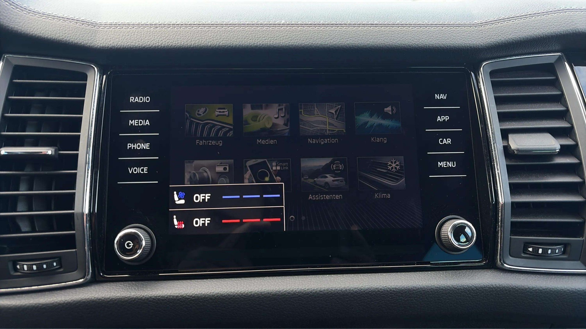 SKODA Kodiaq 2.0 TDI CR L&K 4x4 DSG 200PS mit AHK & 360° Kameras-image-23
