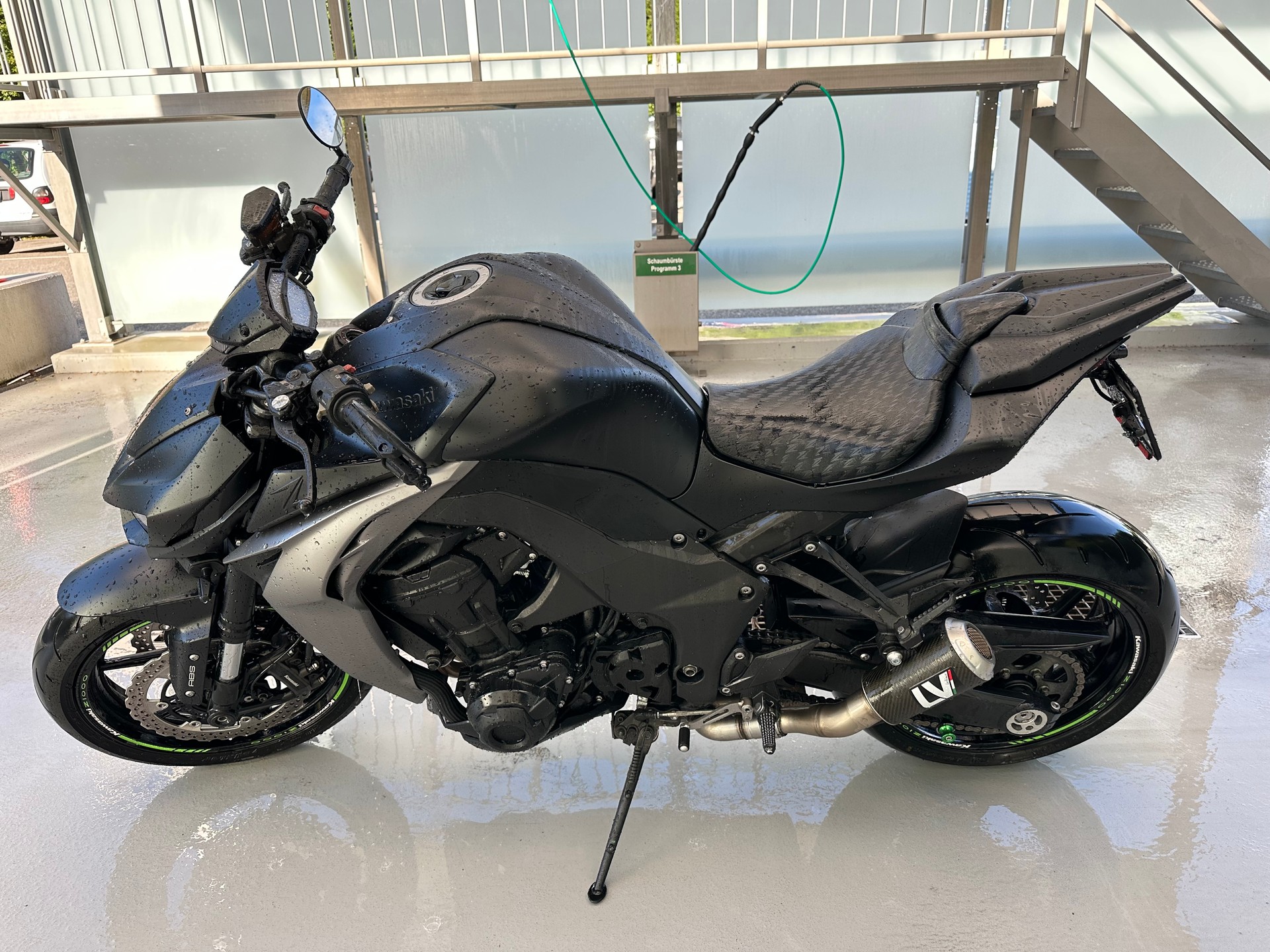 KAWASAKI Z 1000 ABS-image-8