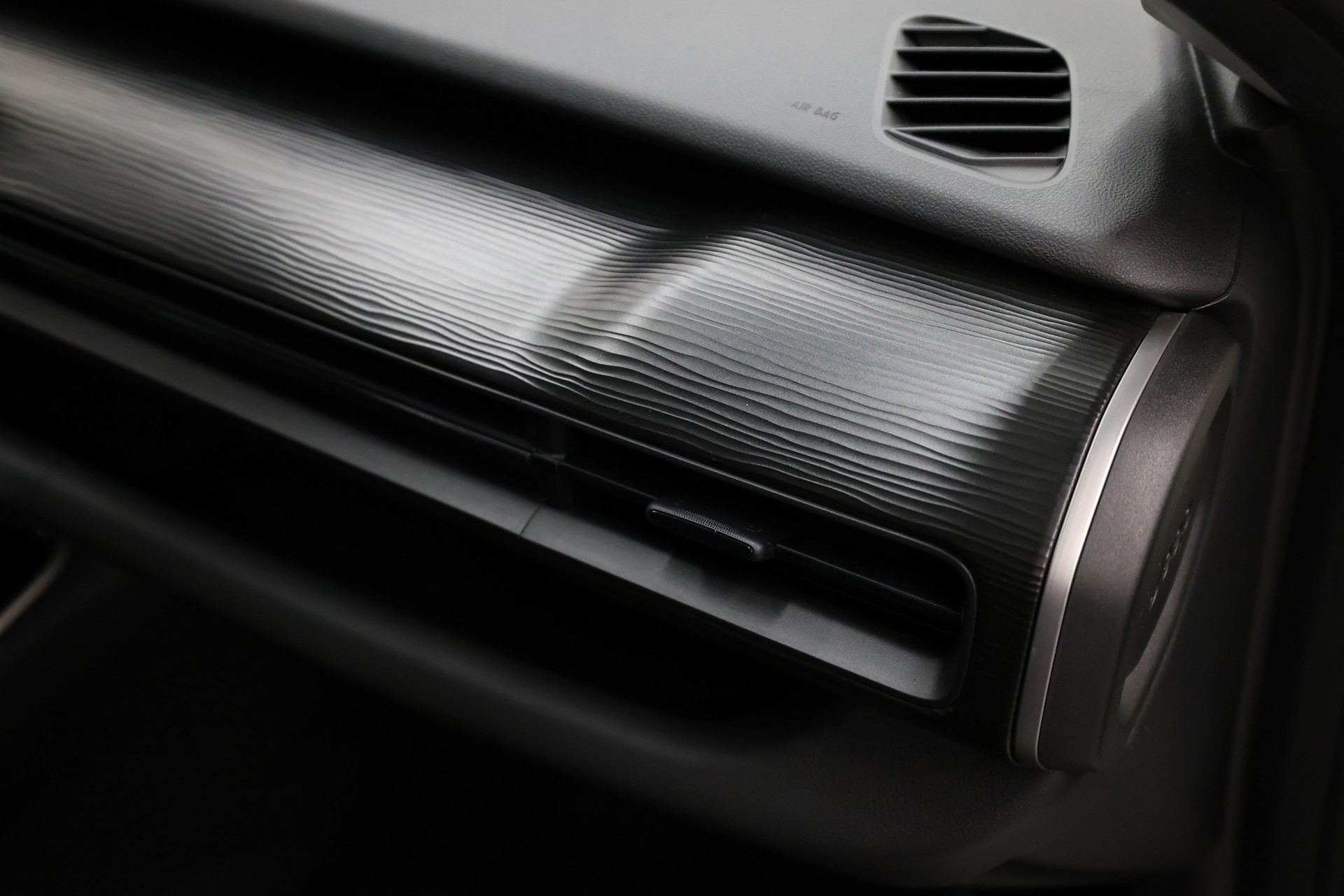 JEEP Avenger 1.2 Turbo Altitude-image-26