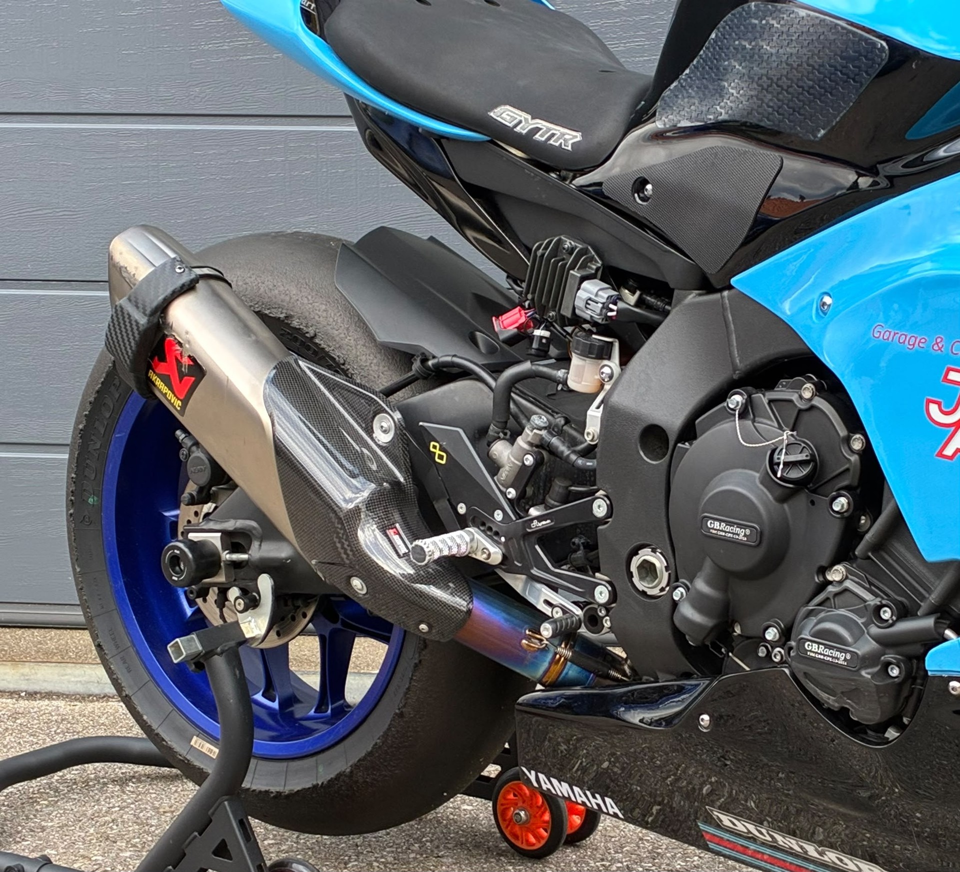 YAMAHA YZF-R1 ABS-image-3