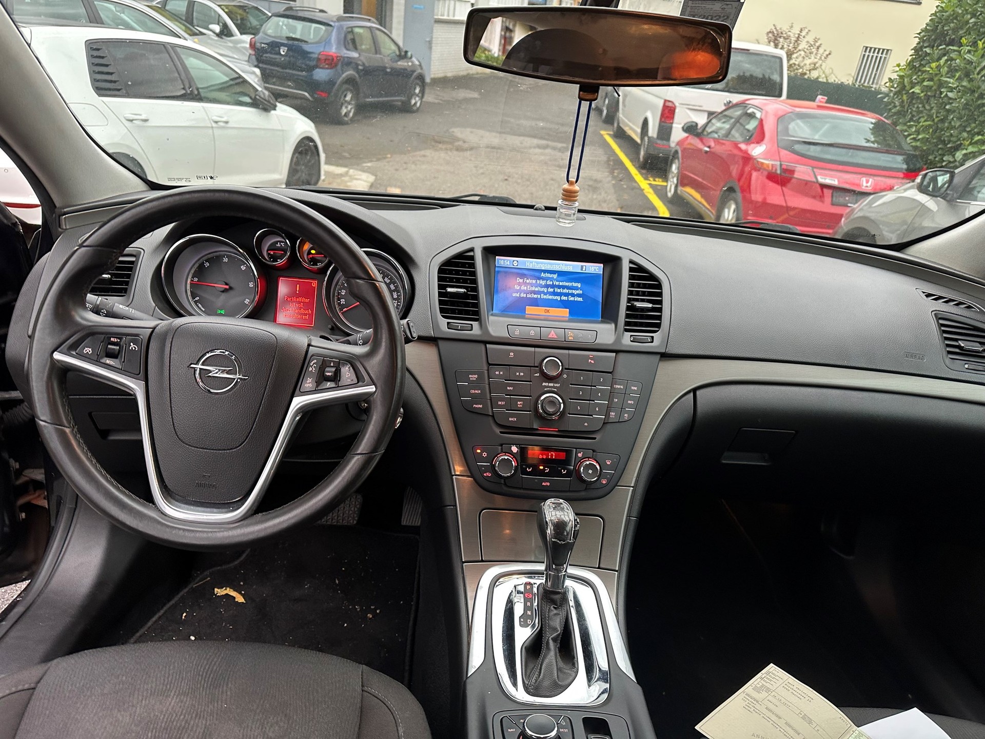 OPEL Insignia Sports Tourer 2.0 CDTI Cosmo Automatic-image-9