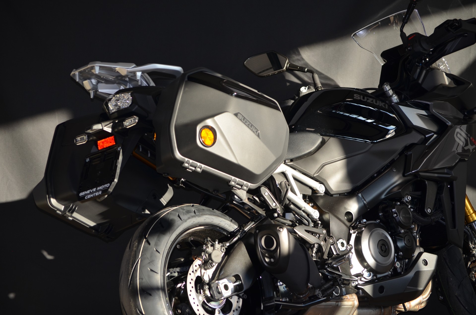 SUZUKI GSX-S 1000 GX TRAVEL MY24-image-9