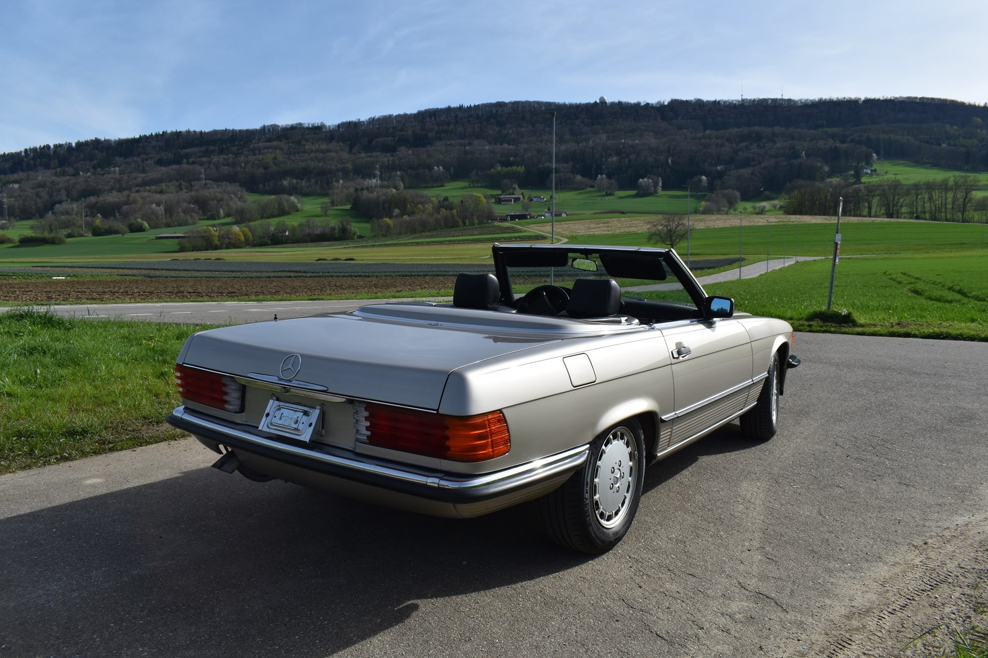 MERCEDES-BENZ SL 300-image-11