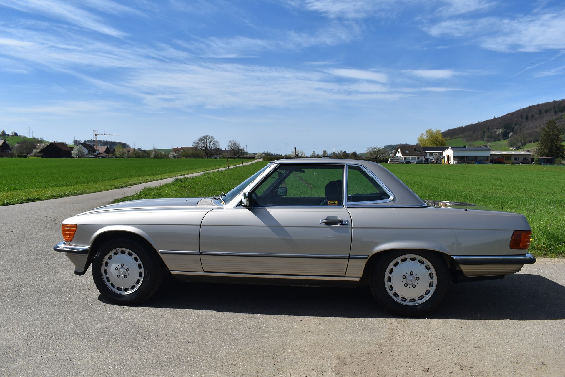 MERCEDES-BENZ SL 300-image-2