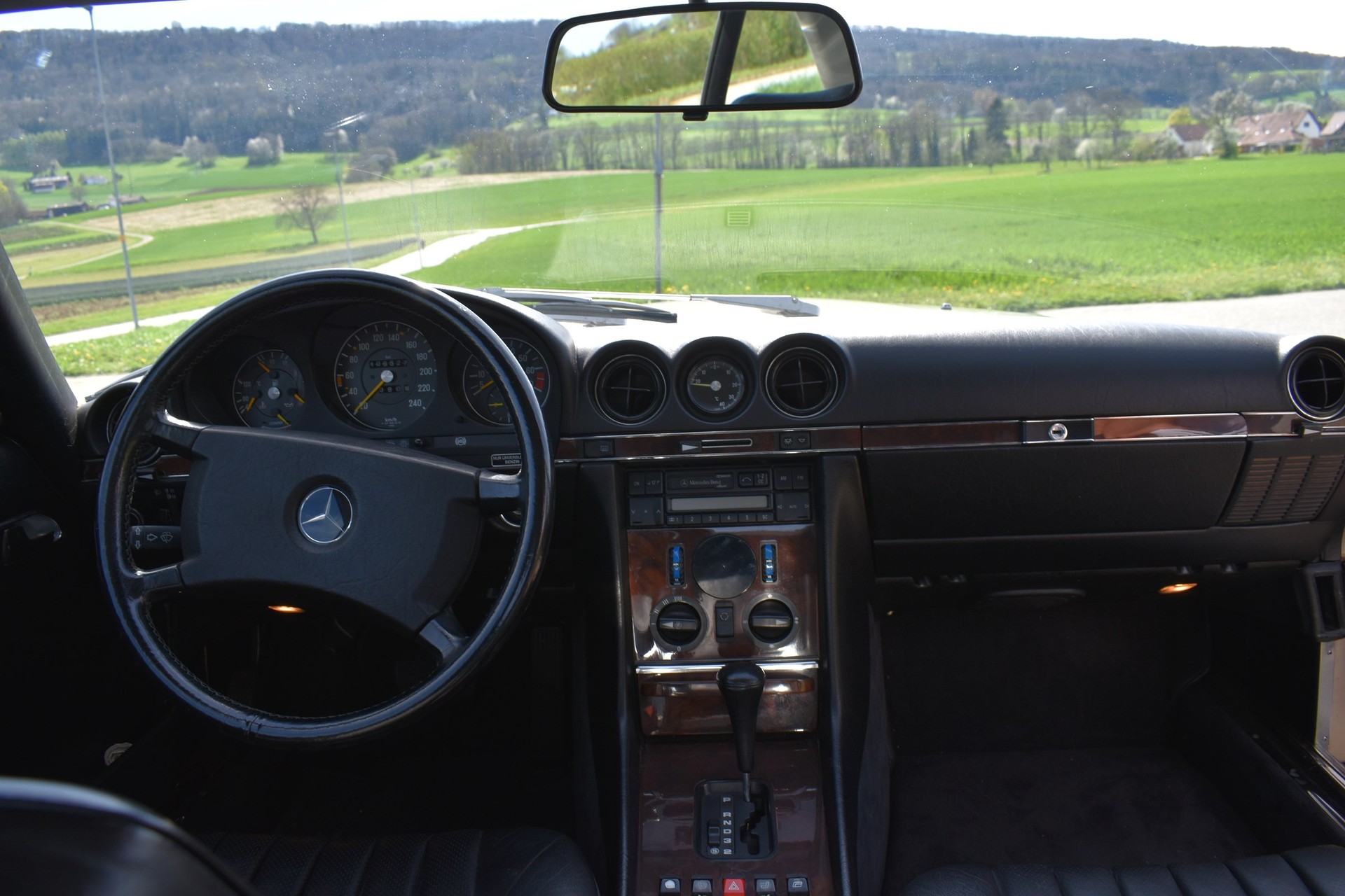MERCEDES-BENZ SL 300-image-15
