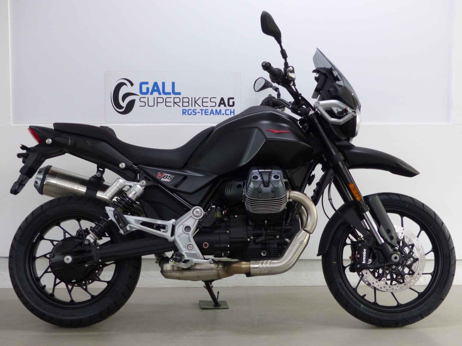 MOTO GUZZI V85 Strada MY25-image-0