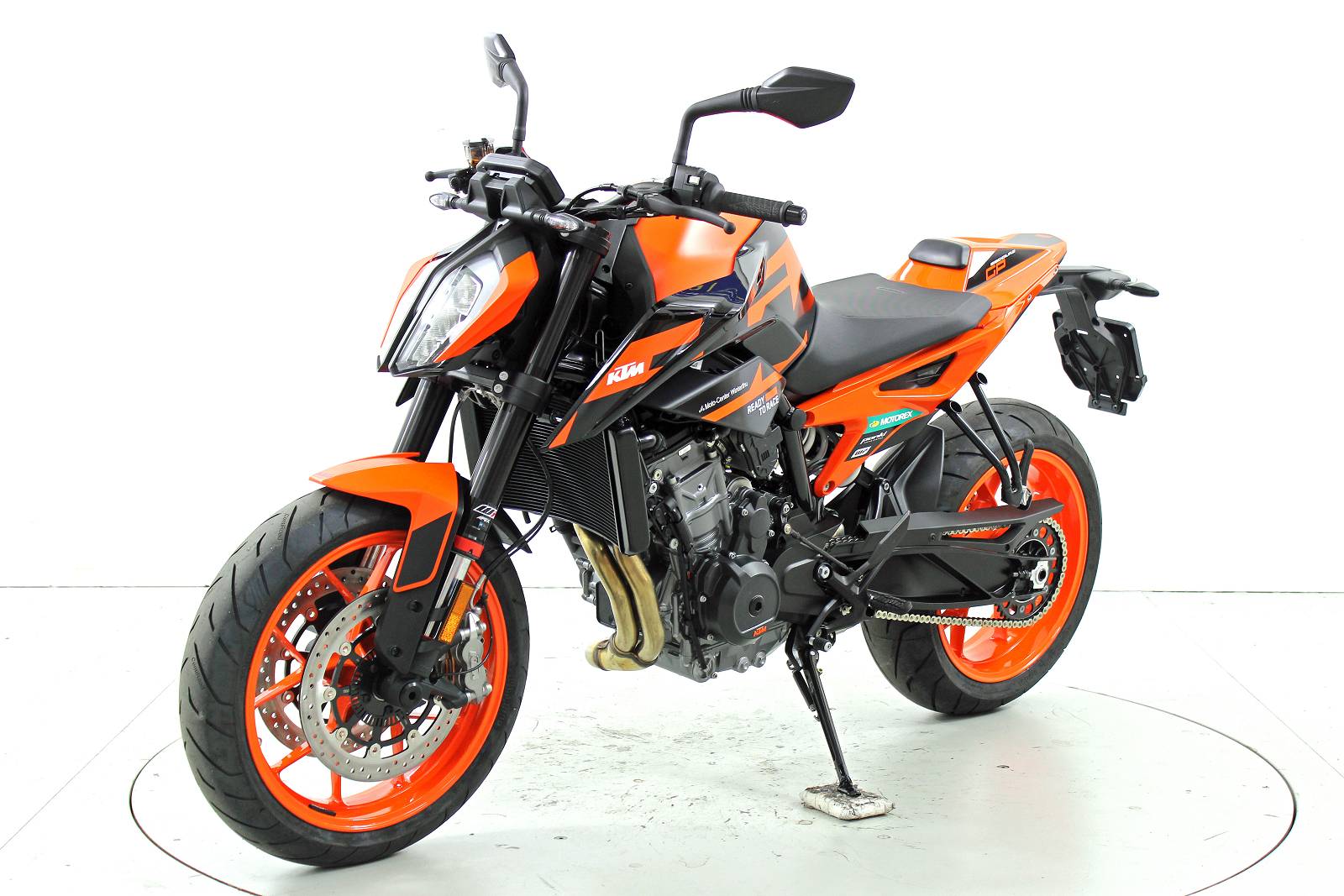 KTM 890 Duke GP ABS-image-2