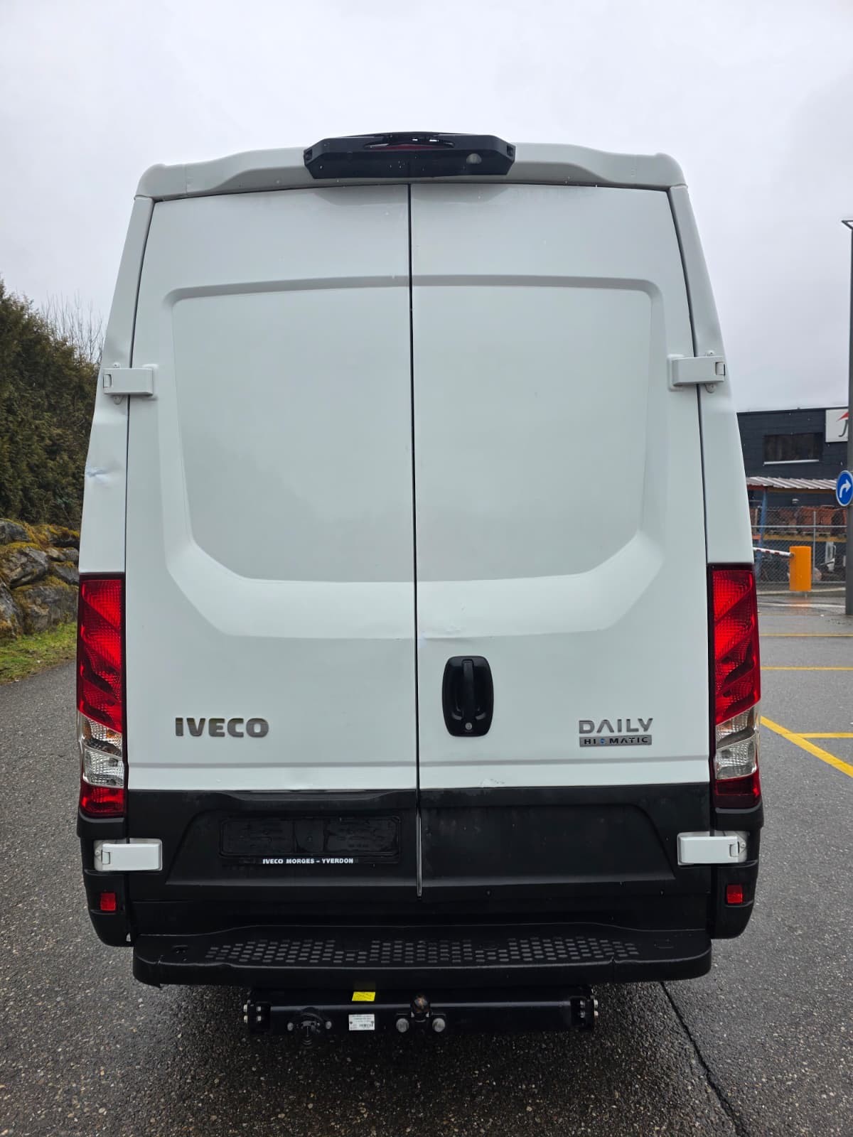 IVECO 35S14HA8V Fourgon 12m3-image-5